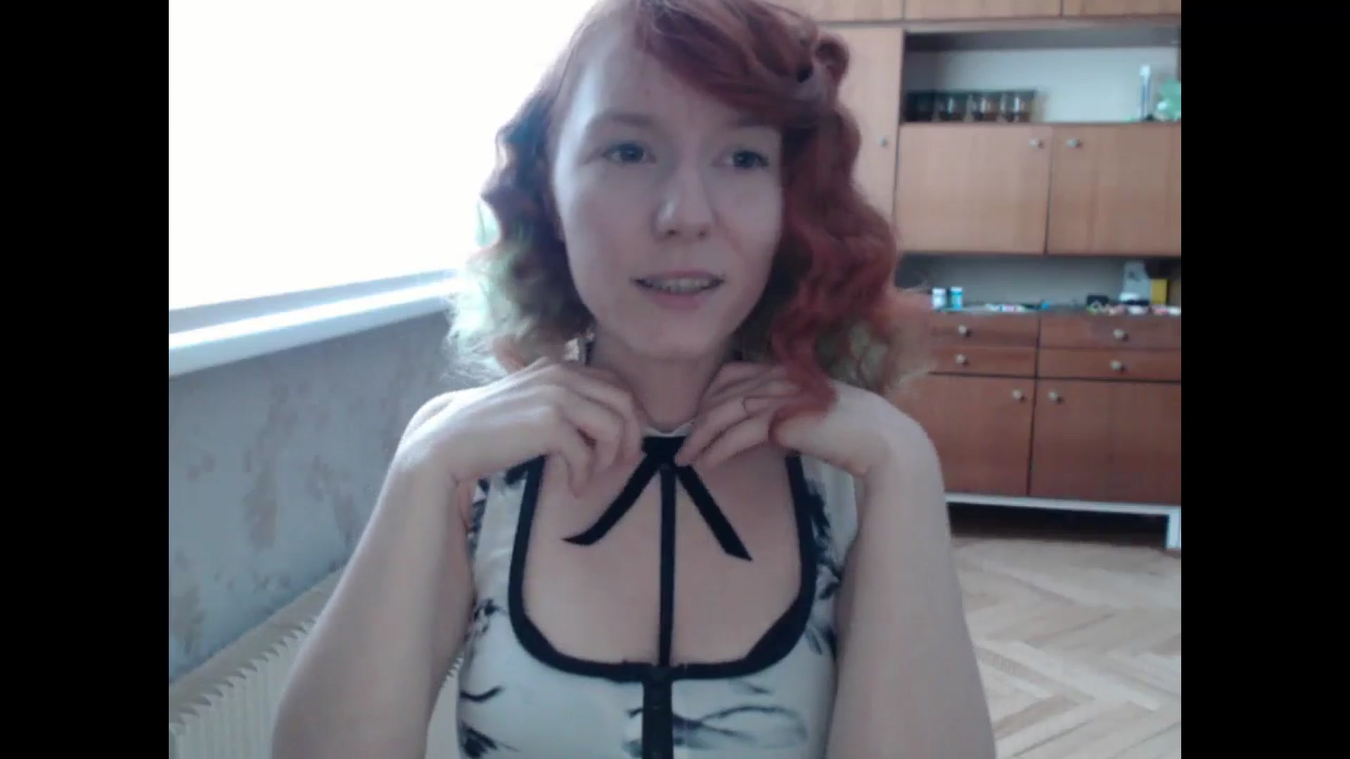Gallery image thumbnail from NikiFoks18's myfreecams stream on, 06/26/2024, 07:34 image 15 of 20