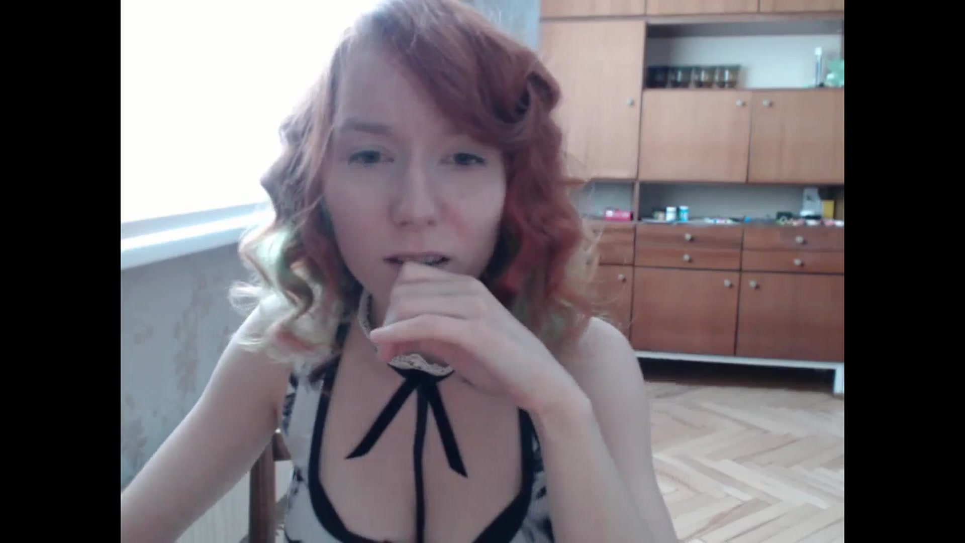 Gallery image thumbnail from NikiFoks18's myfreecams stream on, 06/26/2024, 09:11 image 14 of 20