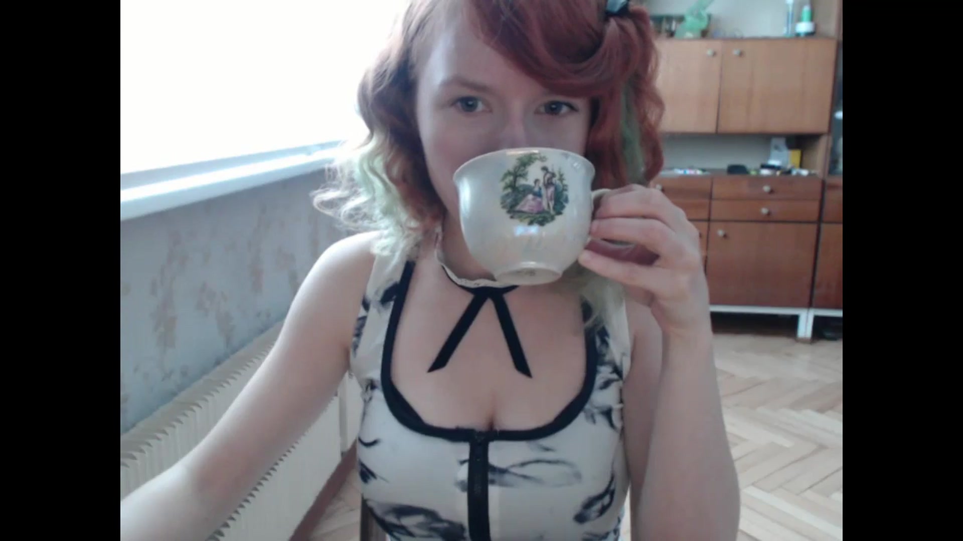 Gallery image thumbnail from NikiFoks18's myfreecams stream on, 06/27/2024, 08:36 image 10 of 20