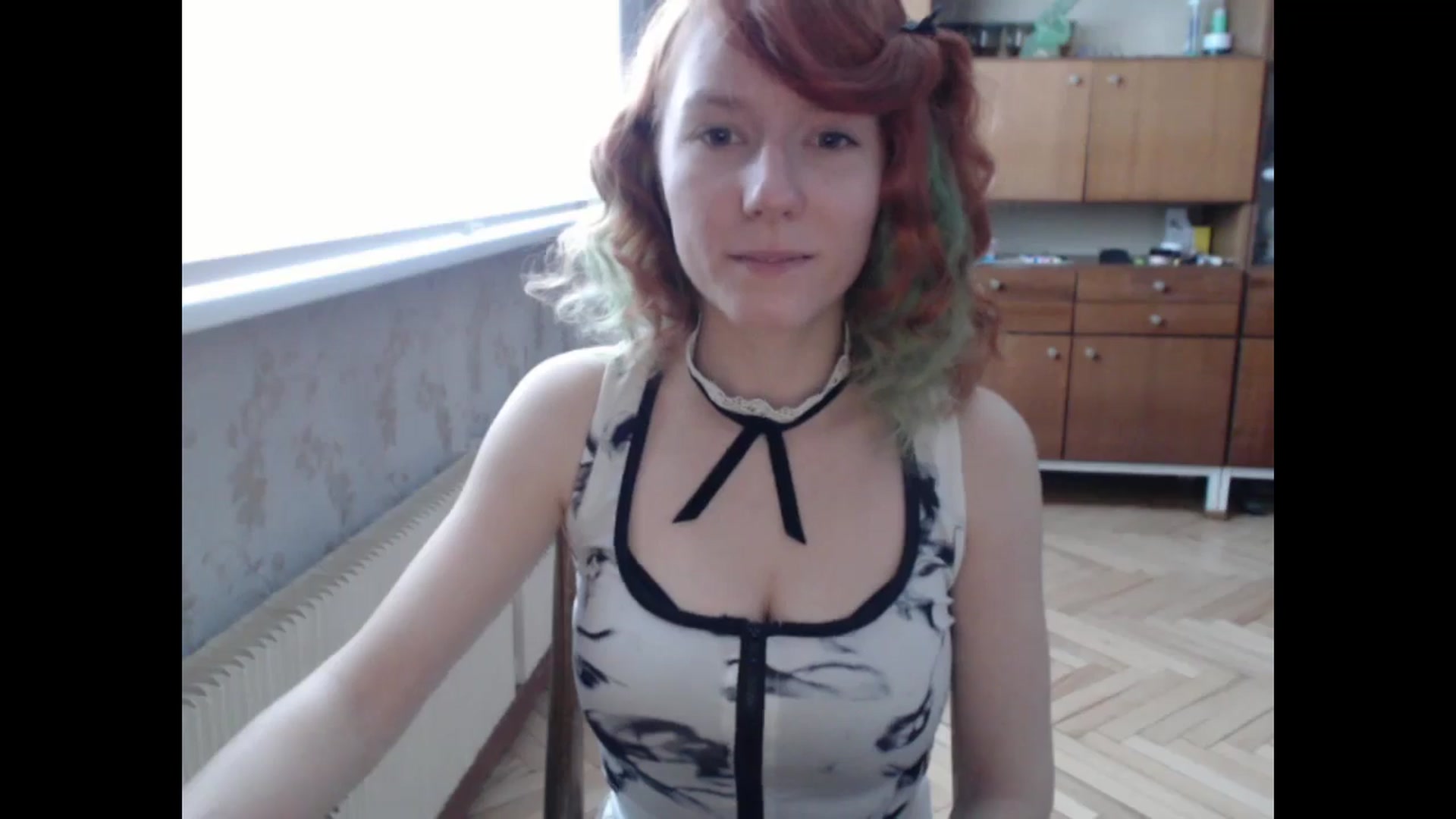 Gallery image thumbnail from NikiFoks18's myfreecams stream on, 06/27/2024, 08:36 image 12 of 20