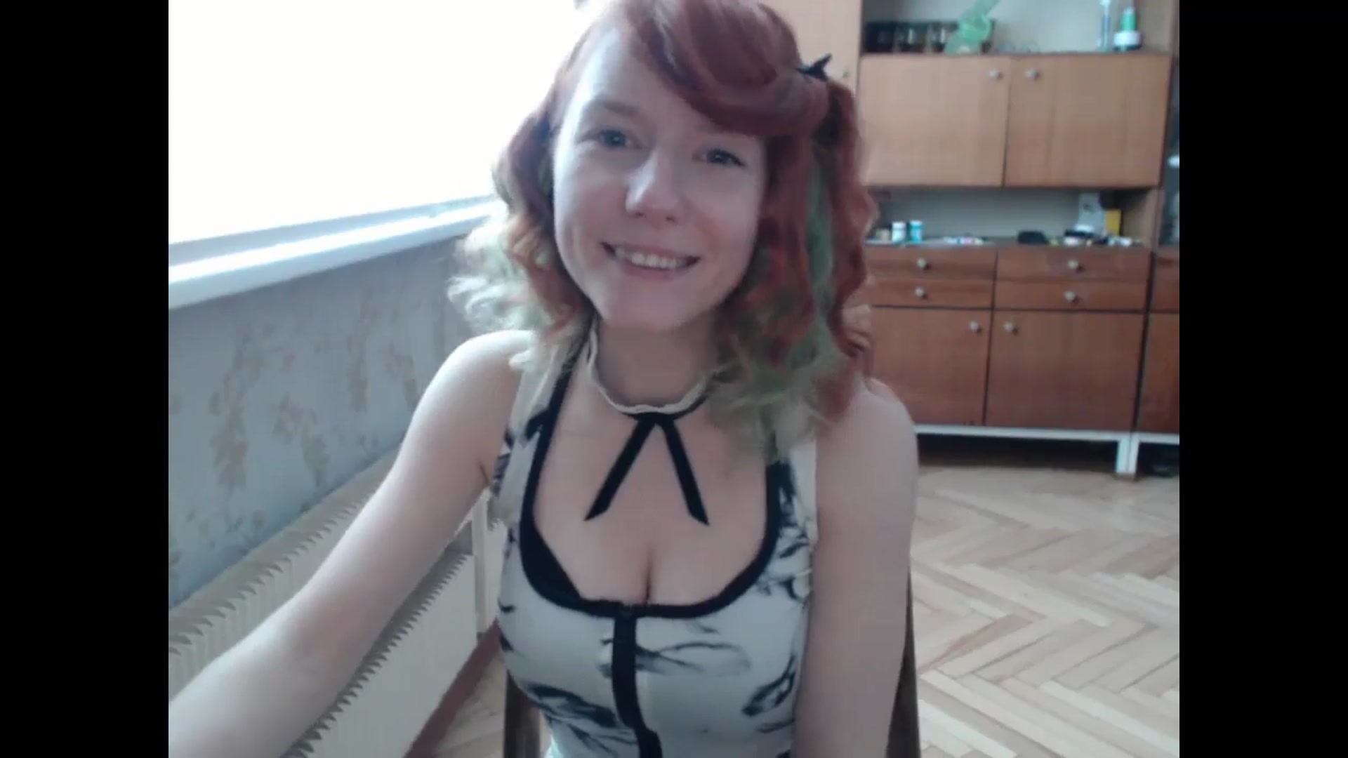 Gallery image thumbnail from NikiFoks18's myfreecams stream on, 06/27/2024, 08:36 image 7 of 20