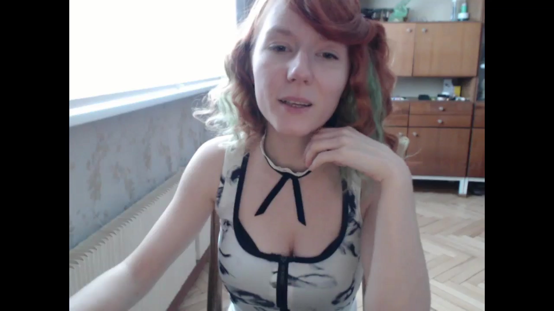 Gallery image thumbnail from NikiFoks18's myfreecams stream on, 06/27/2024, 08:36 image 14 of 20