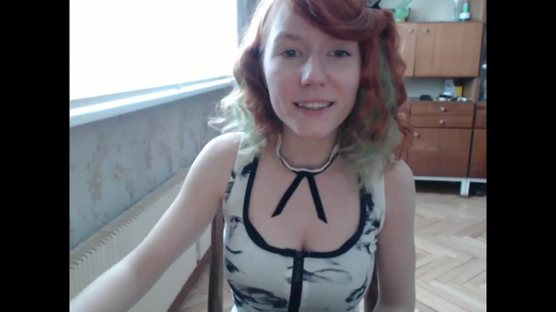 Gallery image thumbnail from NikiFoks18's myfreecams stream on, 06/27/2024, 08:36 image 9 of 20