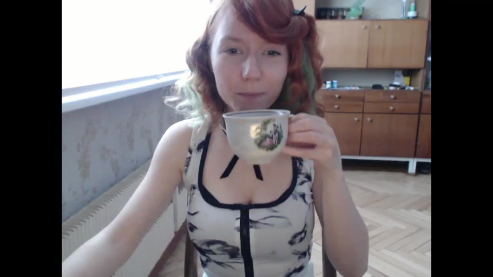 Gallery image thumbnail from NikiFoks18's myfreecams stream on, 06/27/2024, 08:36 image 11 of 20
