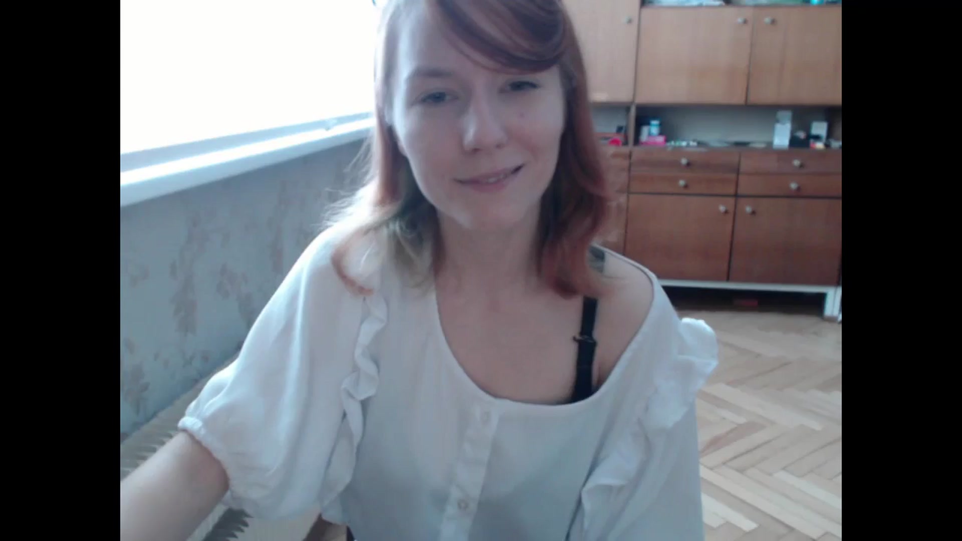 Gallery image thumbnail from NikiFoks18's myfreecams stream on, 08/04/2024, 07:15 image 17 of 20