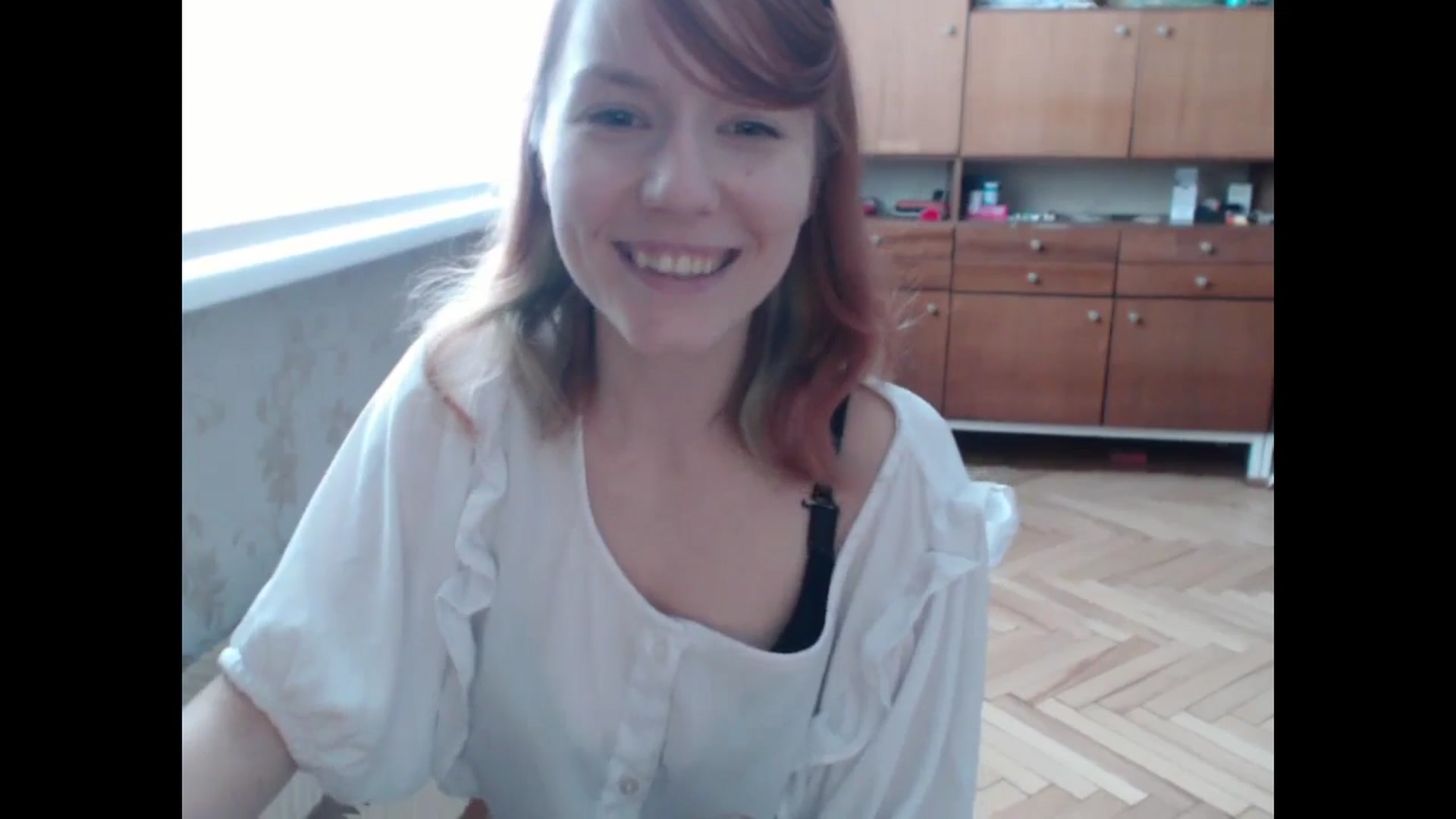 Gallery image thumbnail from NikiFoks18's myfreecams stream on, 08/04/2024, 07:15 image 10 of 20