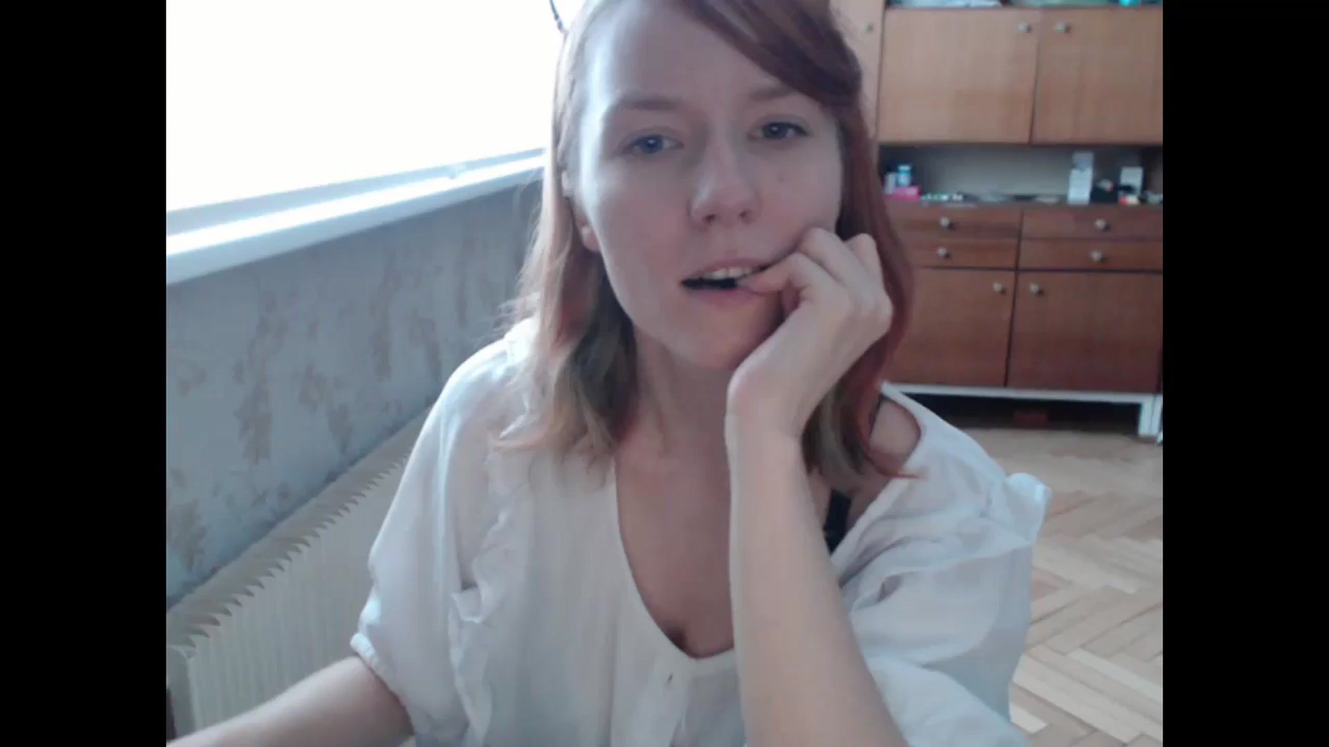 Gallery image thumbnail from NikiFoks18's myfreecams stream on, 08/04/2024, 11:17 image 13 of 20