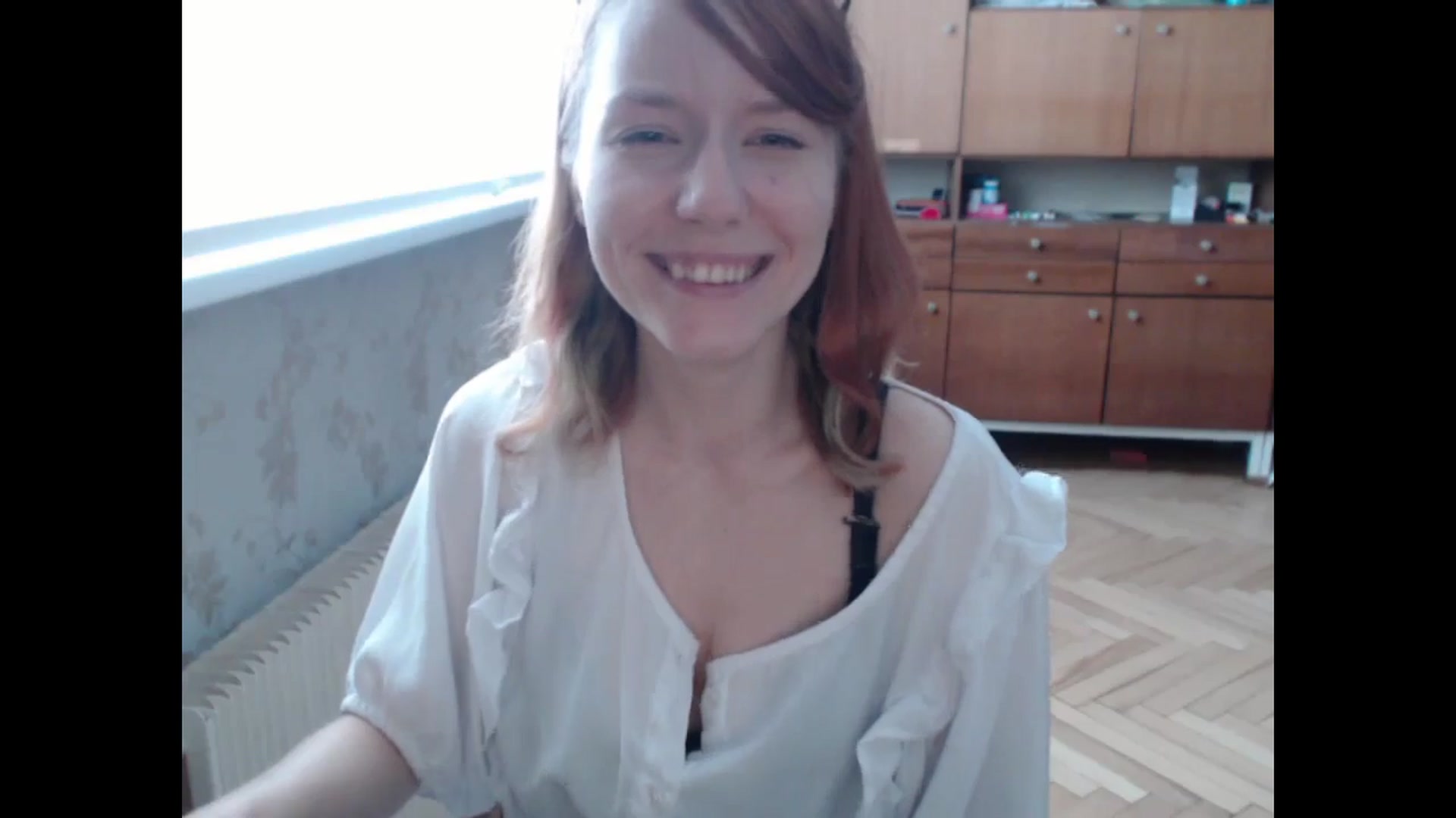 Gallery image thumbnail from NikiFoks18's myfreecams stream on, 08/04/2024, 11:17 image 10 of 20