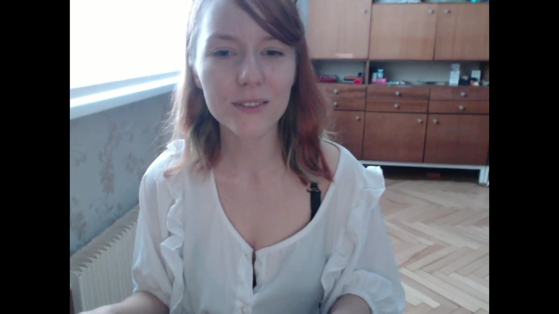 Gallery image thumbnail from NikiFoks18's myfreecams stream on, 08/04/2024, 11:17 image 8 of 20