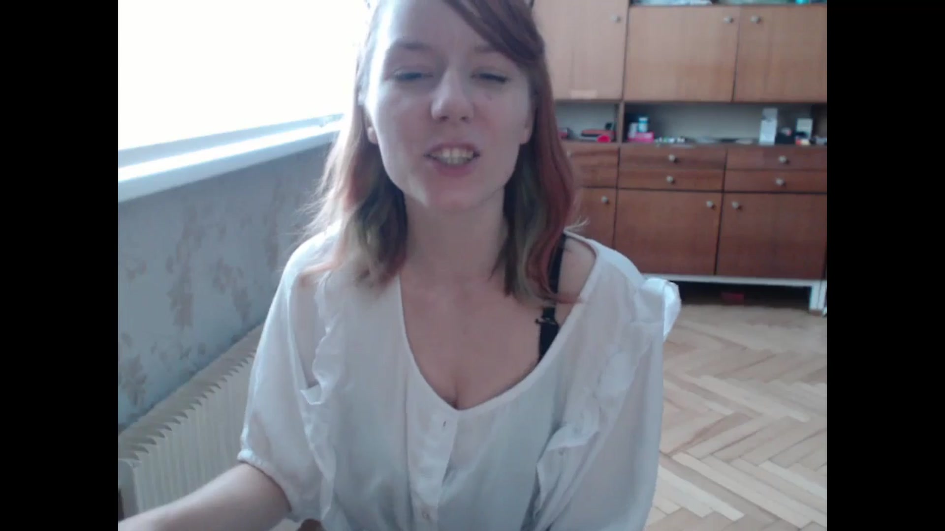 Gallery image thumbnail from NikiFoks18's myfreecams stream on, 08/04/2024, 11:17 image 15 of 20