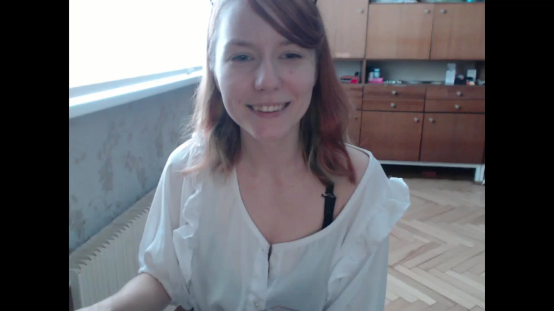 Gallery image thumbnail from NikiFoks18's myfreecams stream on, 08/04/2024, 11:17 image 1 of 20