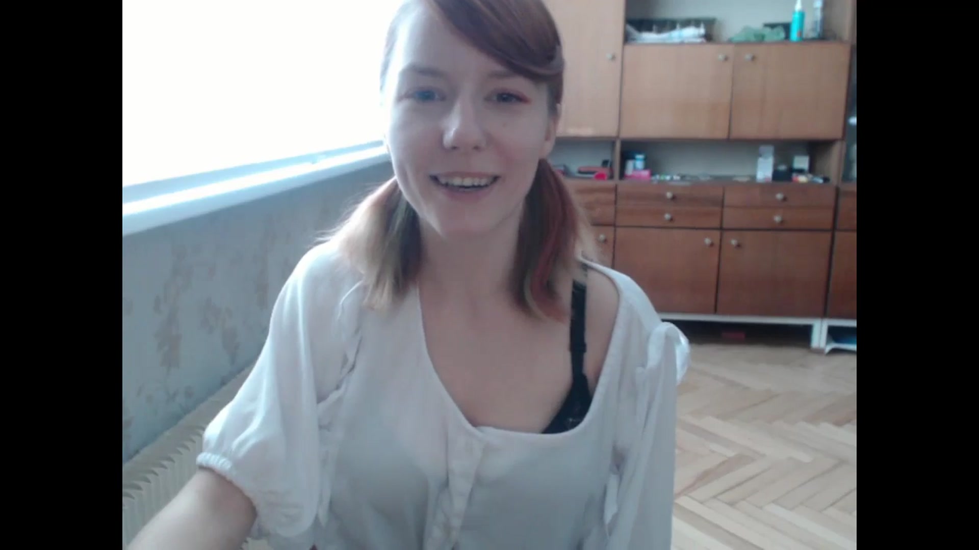 Gallery image thumbnail from NikiFoks18's myfreecams stream on, 08/05/2024, 08:32 image 17 of 20