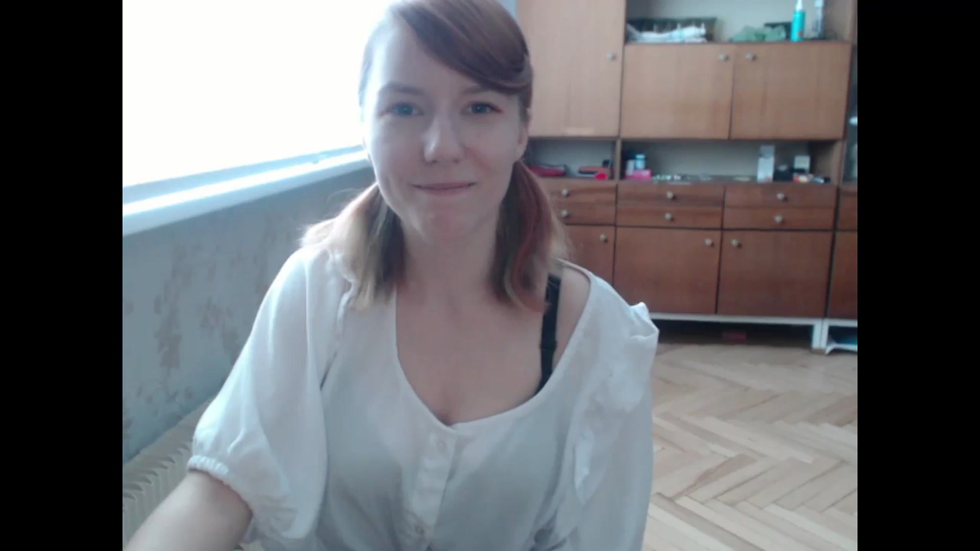 Gallery image thumbnail from NikiFoks18's myfreecams stream on, 08/05/2024, 08:32 image 12 of 20