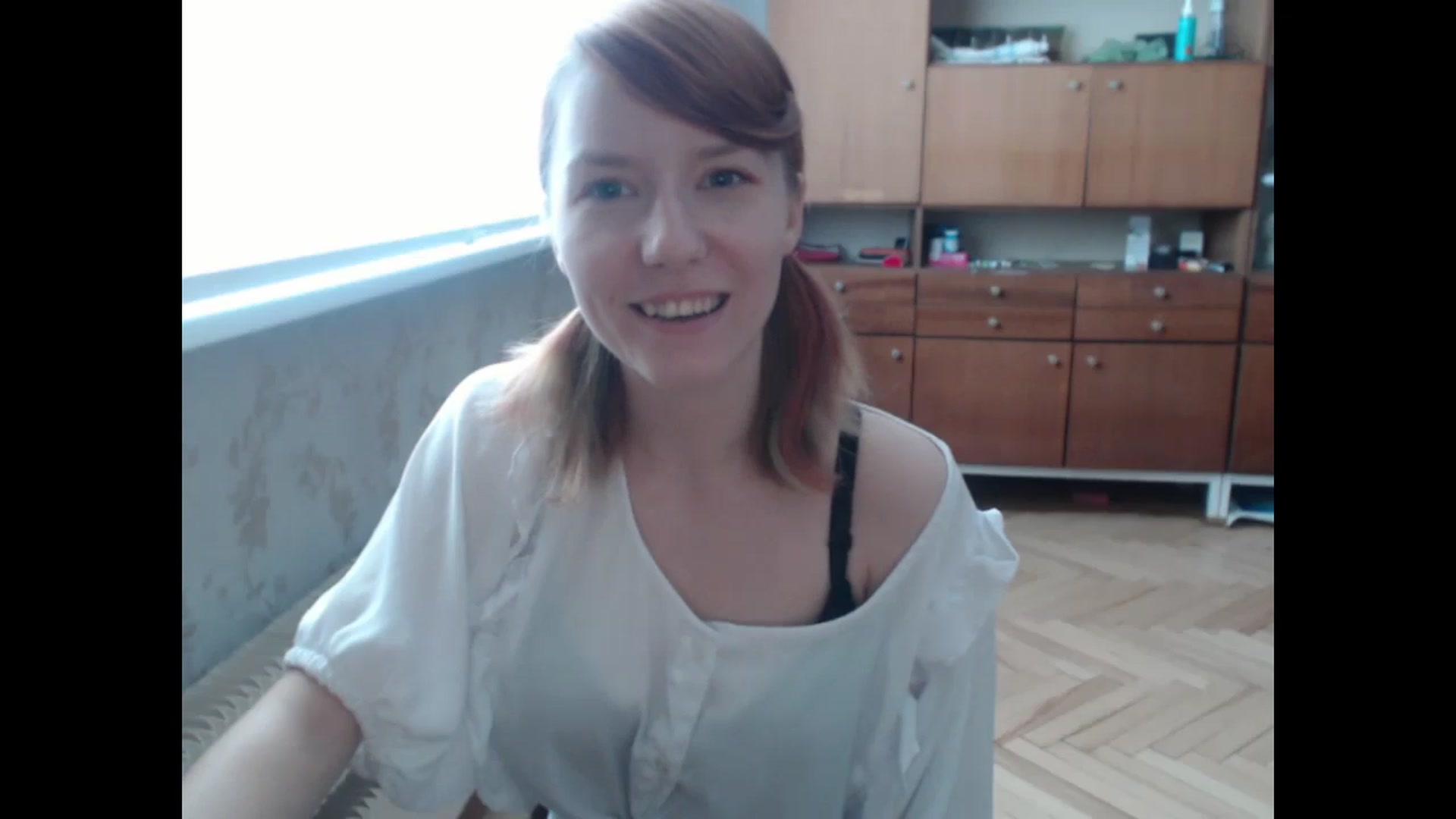 Gallery image thumbnail from NikiFoks18's myfreecams stream on, 08/05/2024, 08:32 image 19 of 20