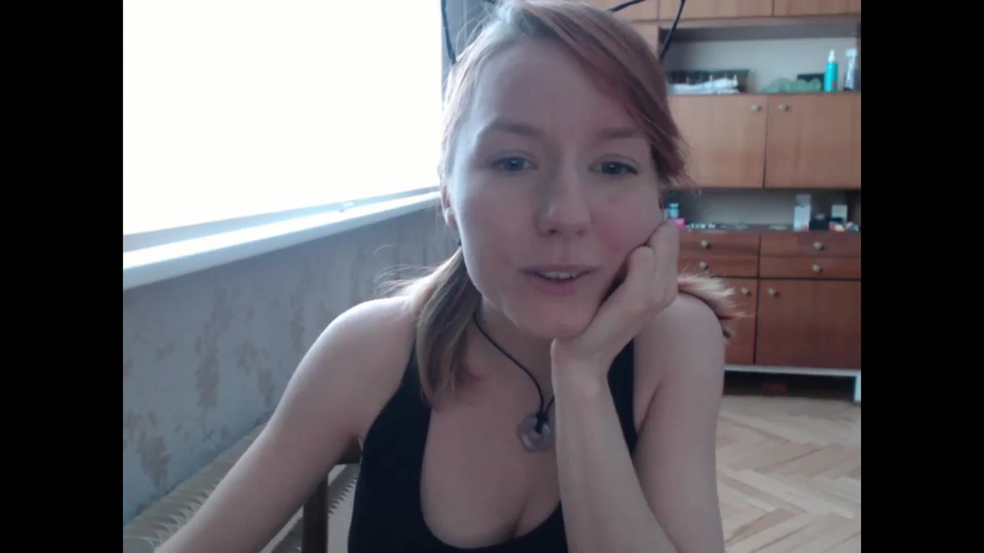 Gallery image thumbnail from NikiFoks18's myfreecams stream on, 08/08/2024, 08:16 image 17 of 20