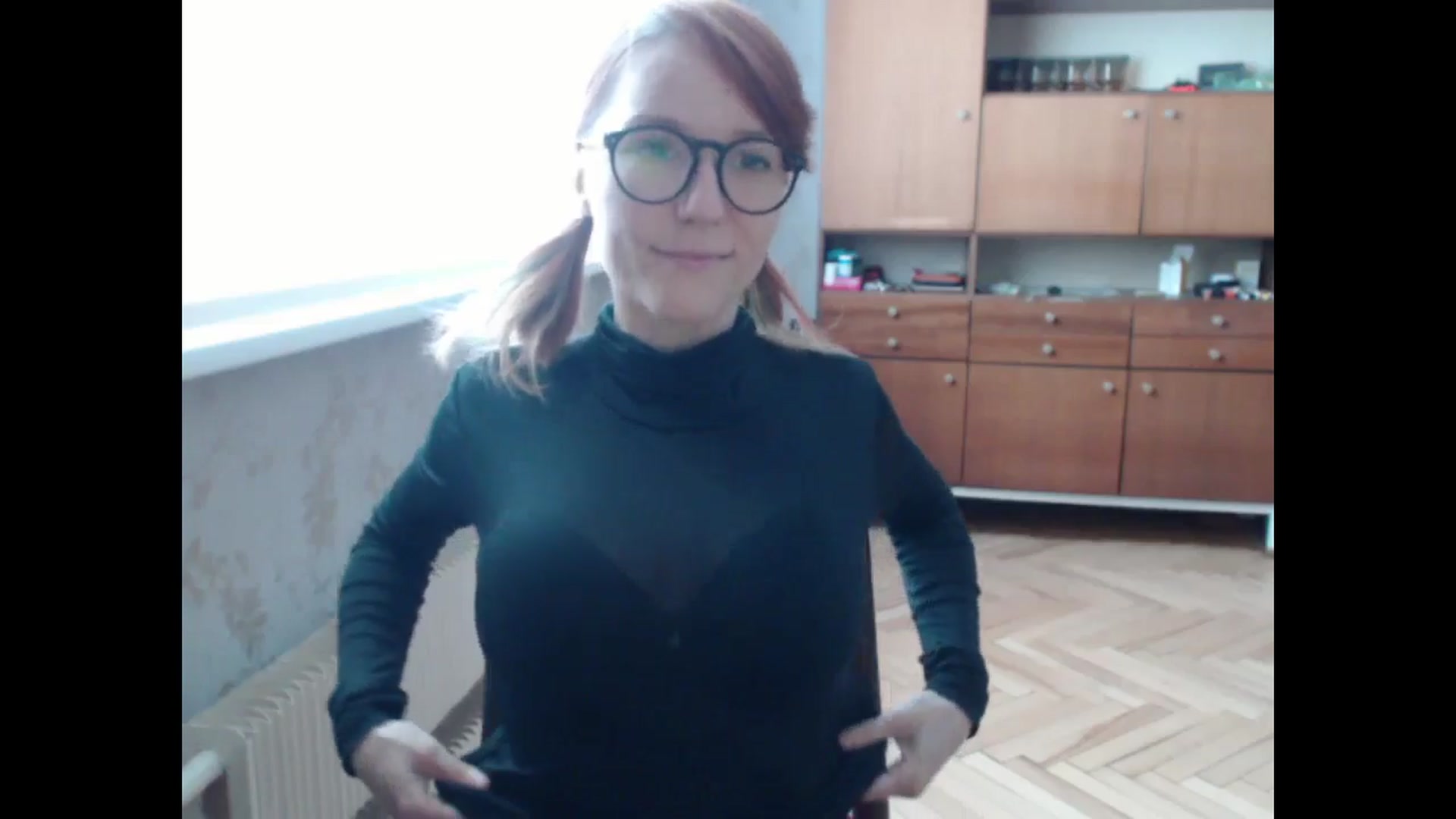 Gallery image thumbnail from NikiFoks18's myfreecams stream on, 08/10/2024, 09:43 image 14 of 20