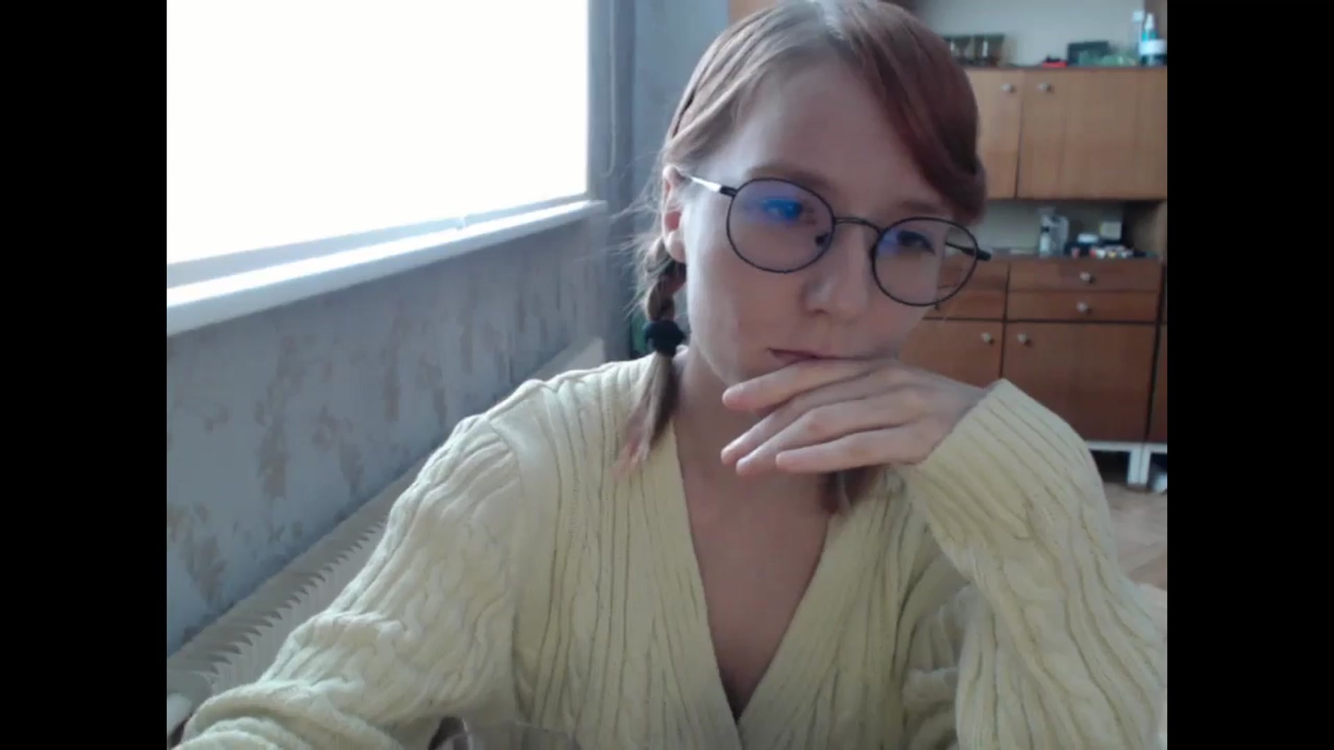 Gallery image thumbnail from NikiFoks18's myfreecams stream on, 08/12/2024, 10:48 image 9 of 20