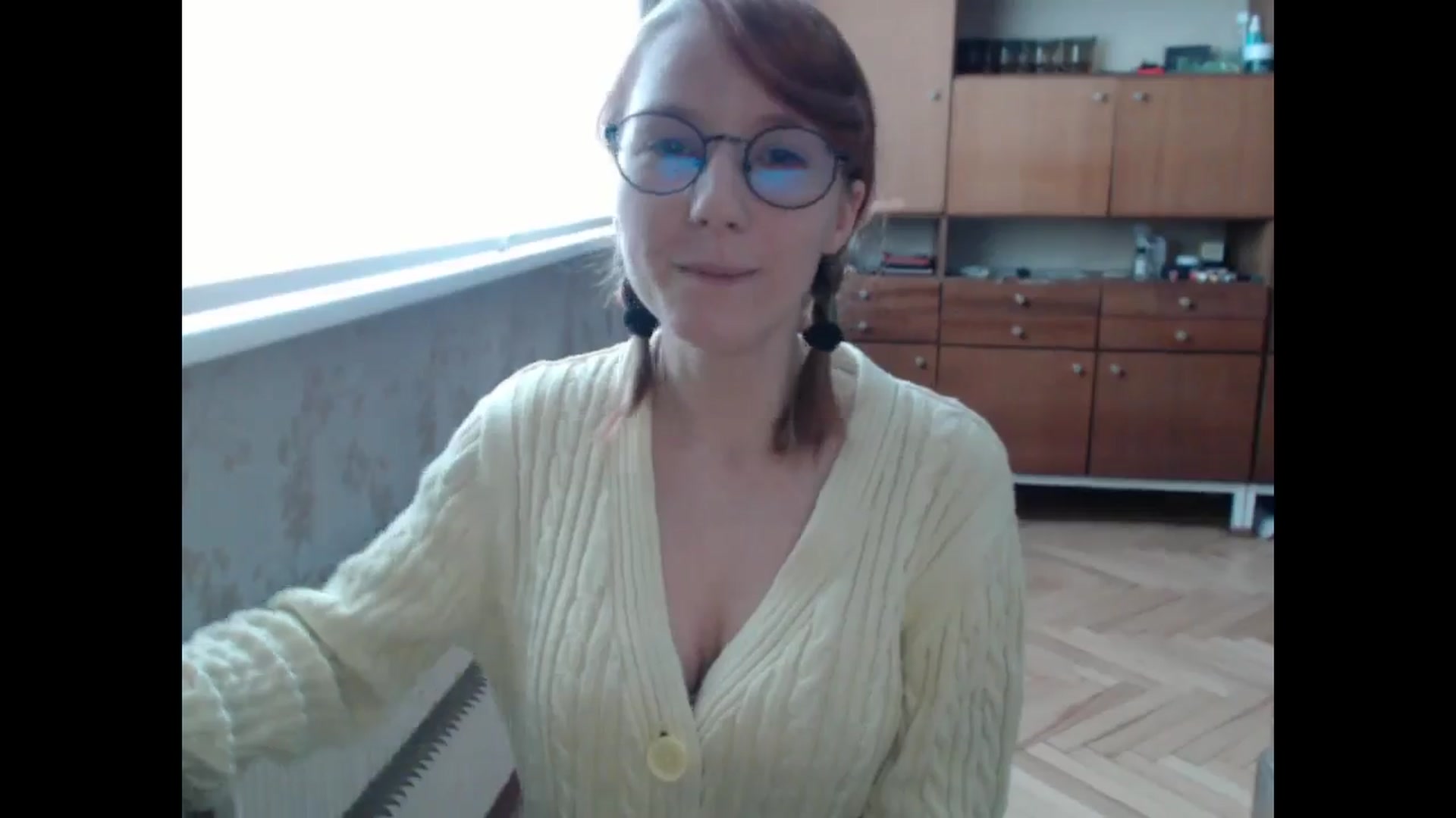 Gallery image thumbnail from NikiFoks18's myfreecams stream on, 08/12/2024, 12:03 image 10 of 20