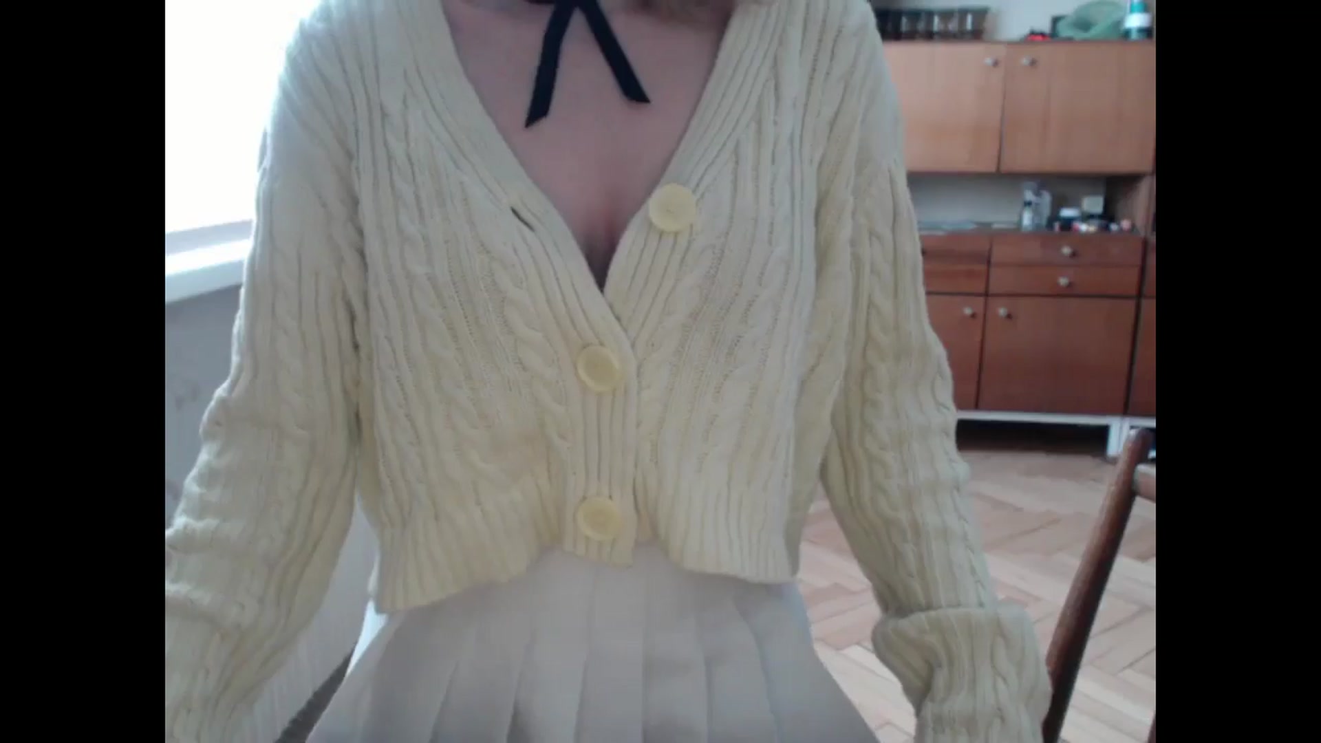 Gallery image thumbnail from NikiFoks18's myfreecams stream on, 08/13/2024, 11:40 image 6 of 20