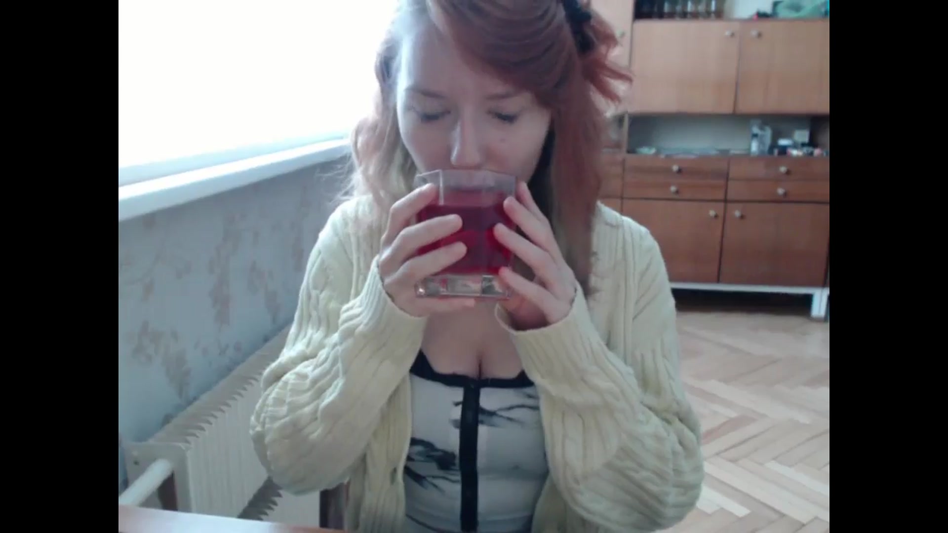 Gallery image thumbnail from NikiFoks18's myfreecams stream on, 08/14/2024, 08:01 image 8 of 20