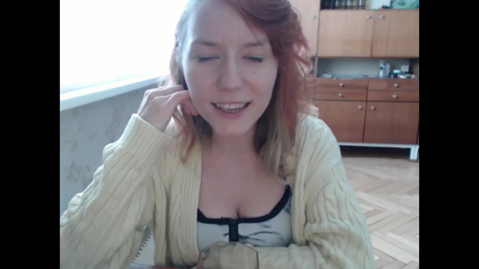 Gallery image thumbnail from NikiFoks18's myfreecams stream on, 08/14/2024, 10:08 image 18 of 20