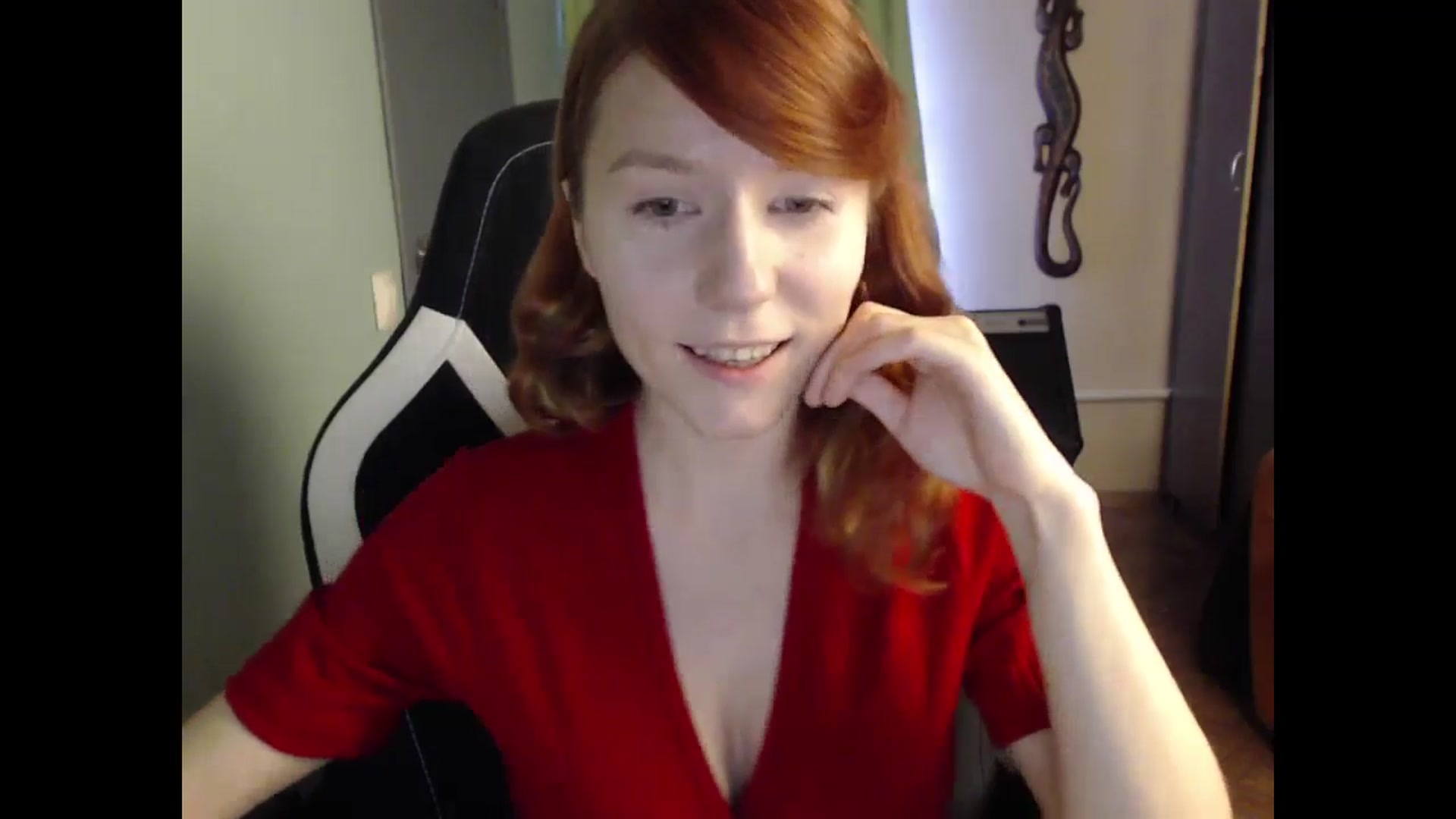 Gallery image thumbnail from NikiFoks18's myfreecams stream on, 10/28/2024, 10:22 image 5 of 20
