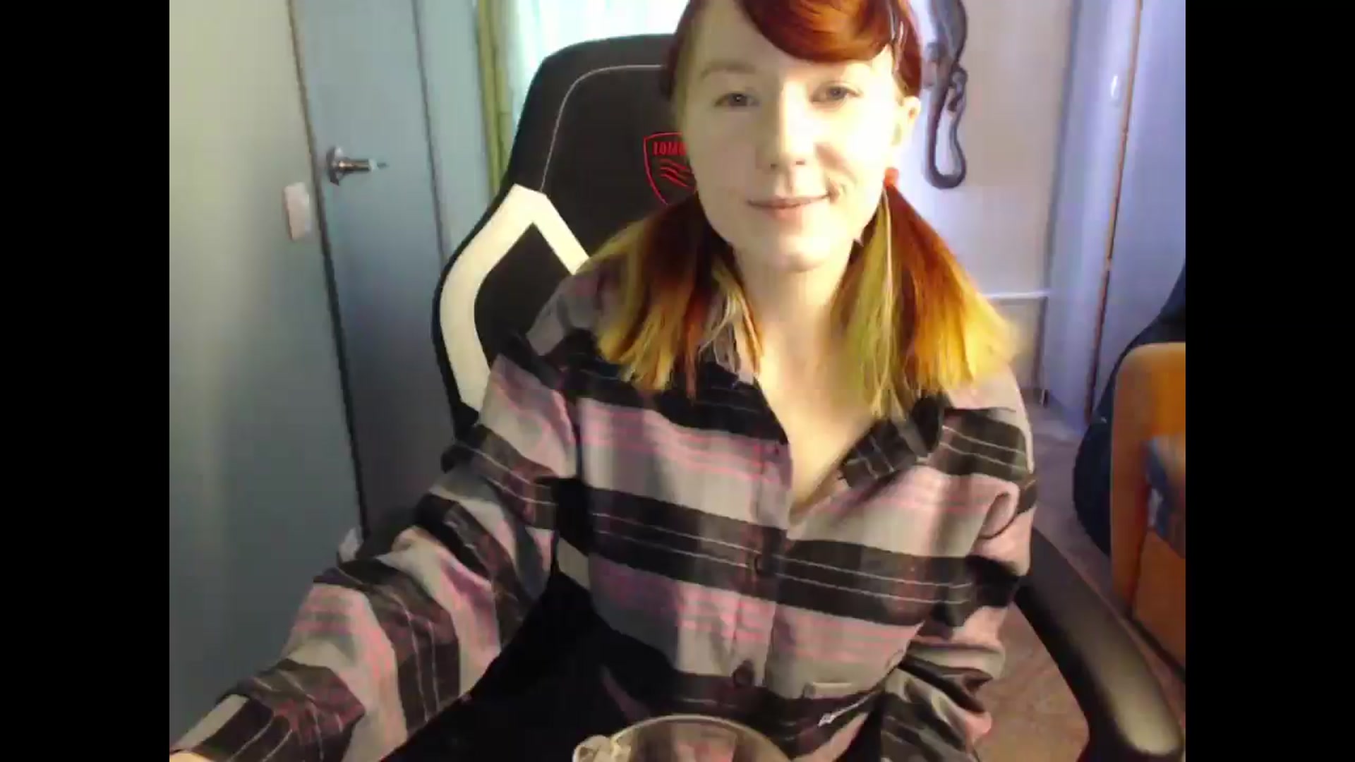 Gallery image thumbnail from NikiFoks18's myfreecams stream on, 02/21/2025, 08:33 image 1 of 20