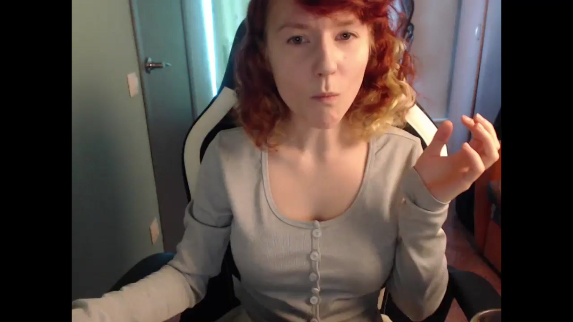 Gallery image thumbnail from NikiFoks18's myfreecams stream on, 02/25/2025, 08:01 image 1 of 20
