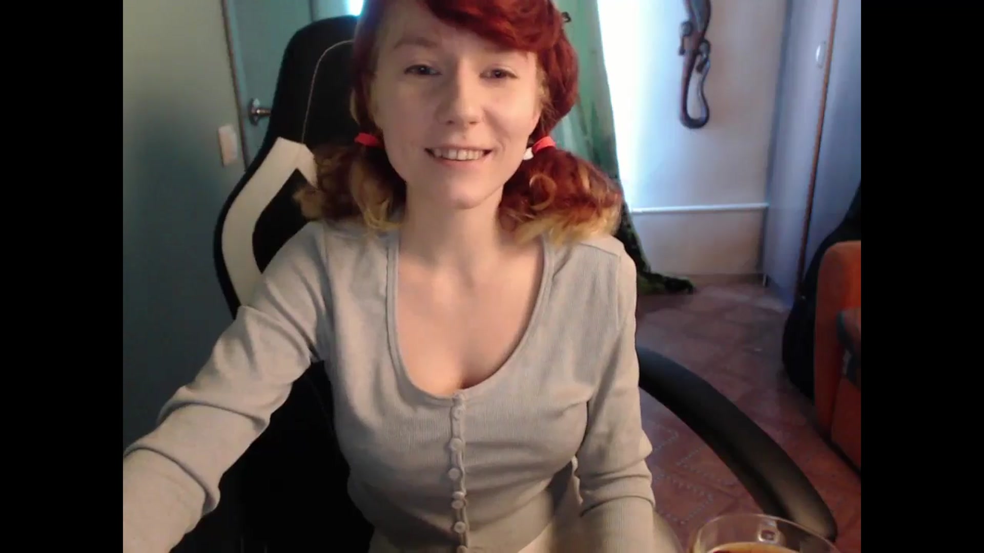Gallery image thumbnail from NikiFoks18's myfreecams stream on, 02/25/2025, 08:01 image 19 of 20