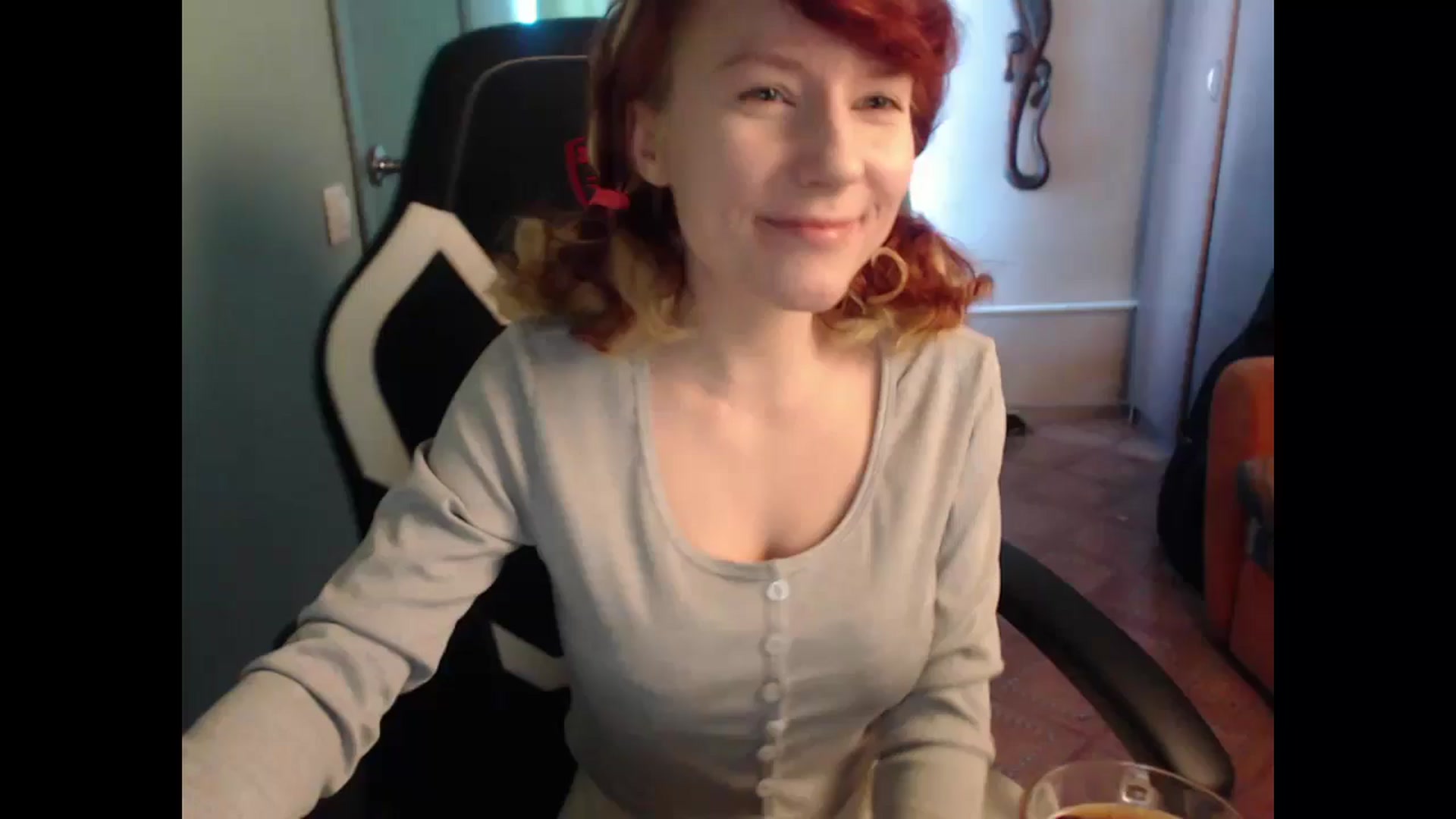 Gallery image thumbnail from NikiFoks18's myfreecams stream on, 02/25/2025, 08:01 image 20 of 20