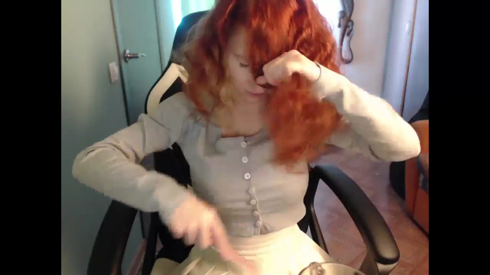 Gallery image thumbnail from NikiFoks18's myfreecams stream on, 02/25/2025, 08:01 image 9 of 20
