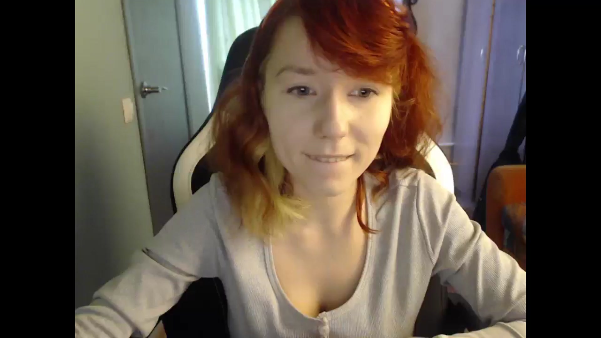 Gallery image thumbnail from NikiFoks18's myfreecams stream on, 03/05/2025, 08:23 image 12 of 20