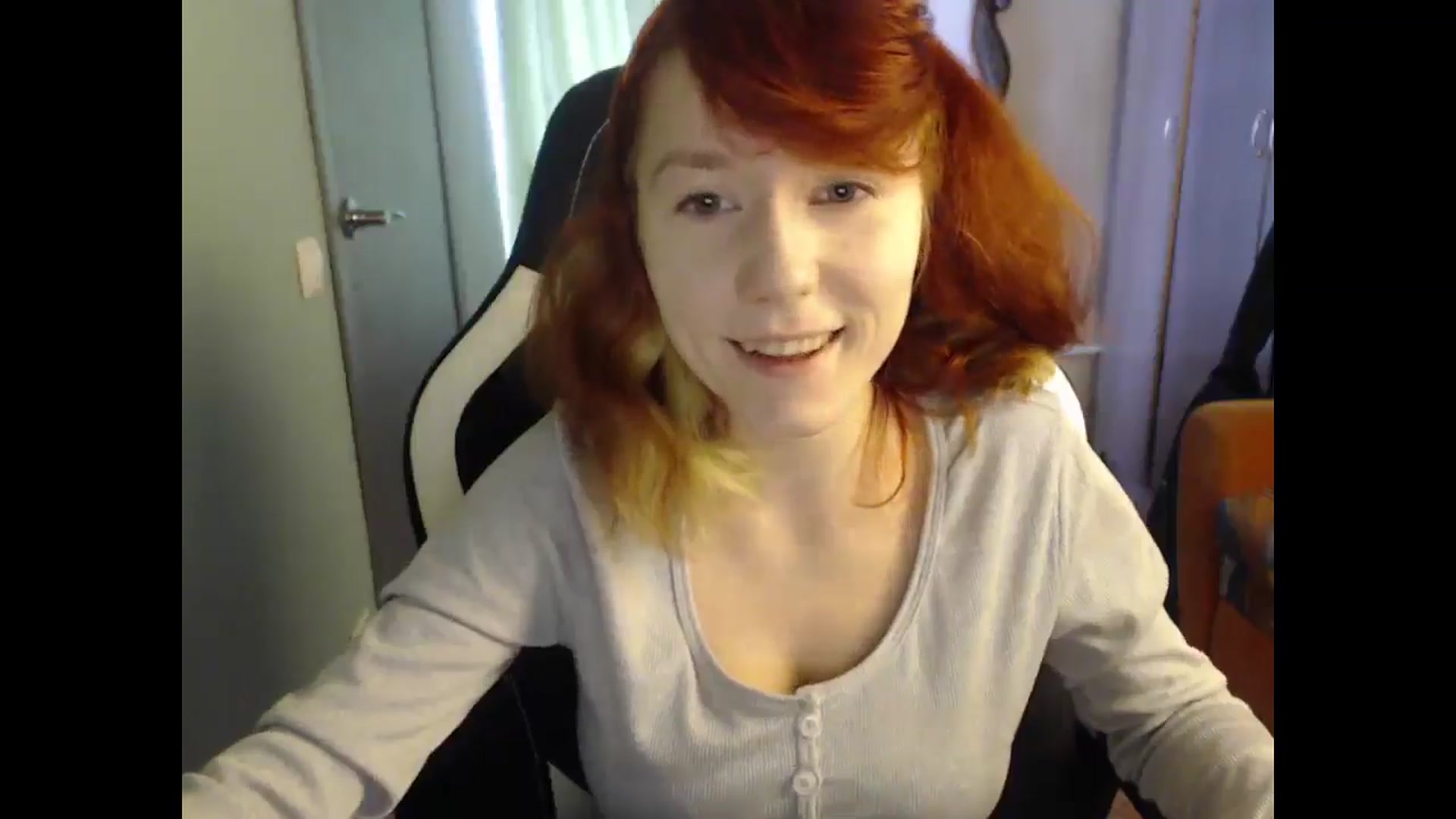 Gallery image thumbnail from NikiFoks18's myfreecams stream on, 03/05/2025, 08:23 image 4 of 20