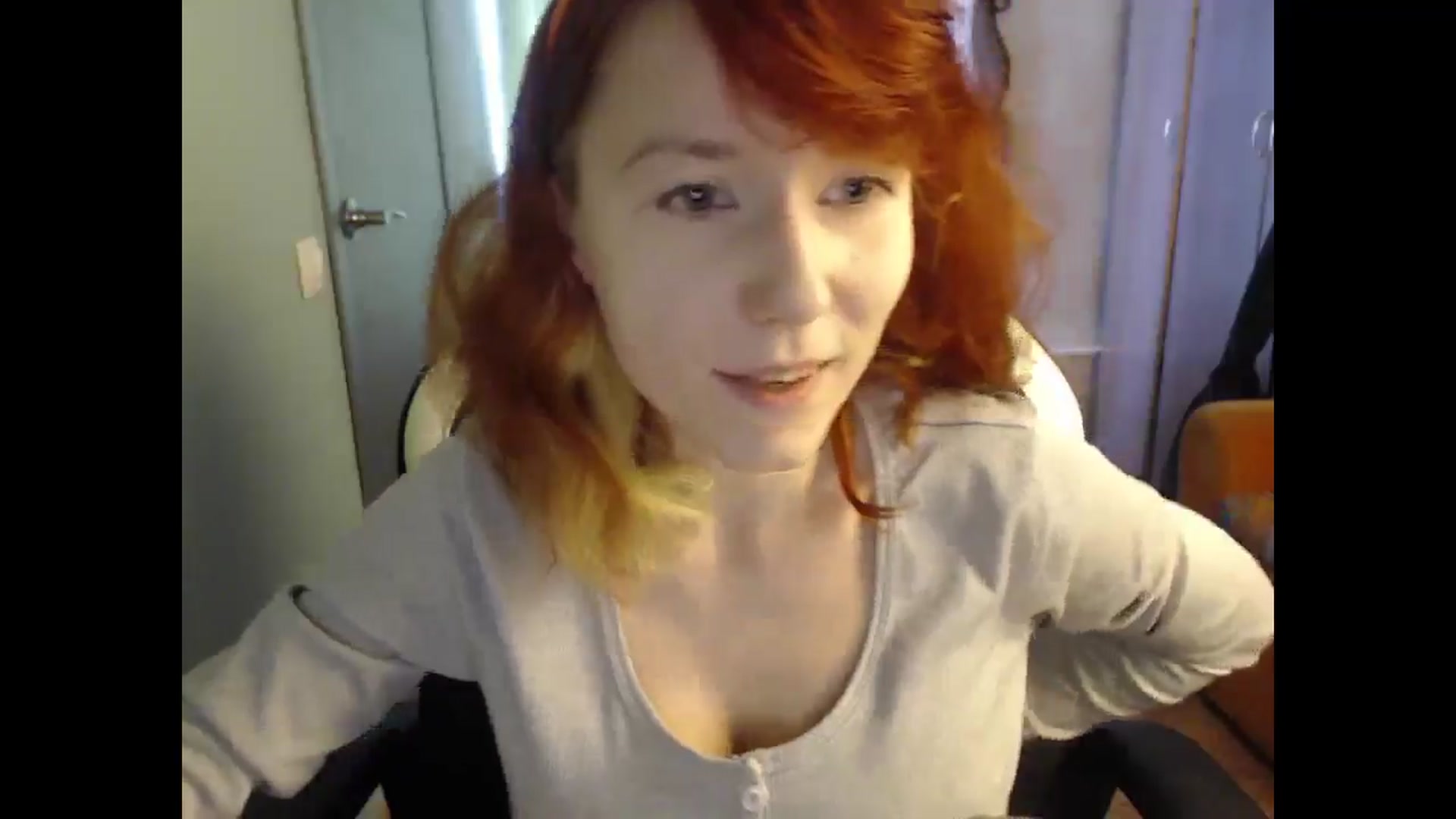 Gallery image thumbnail from NikiFoks18's myfreecams stream on, 03/05/2025, 08:23 image 13 of 20