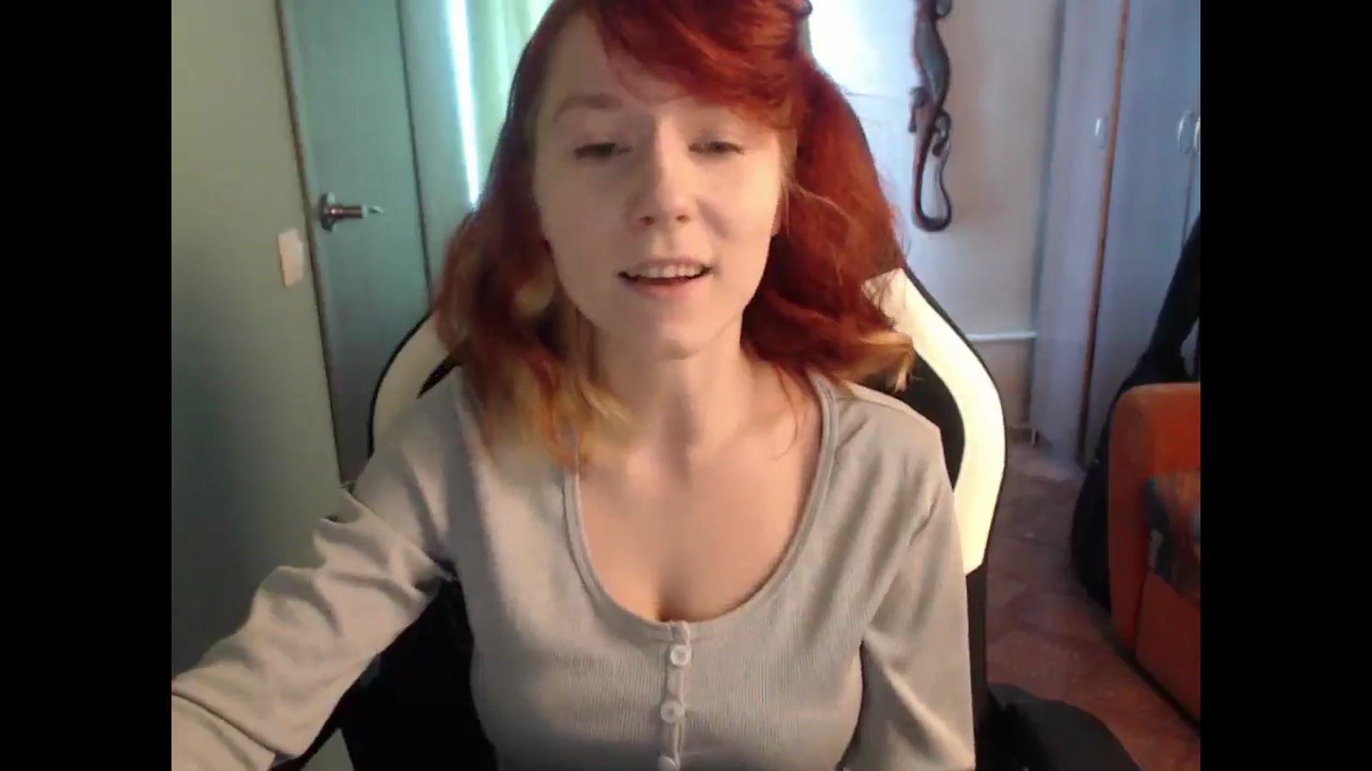 Gallery image thumbnail from NikiFoks18's myfreecams stream on, 03/05/2025, 09:59 image 11 of 20
