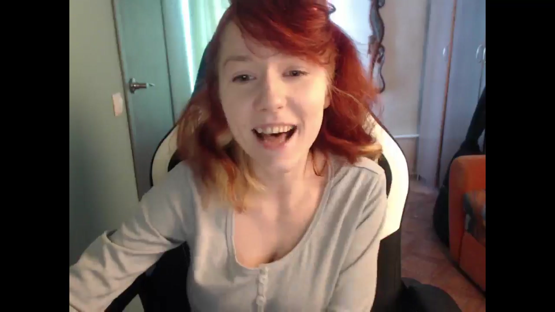 Gallery image thumbnail from NikiFoks18's myfreecams stream on, 03/05/2025, 09:59 image 14 of 20