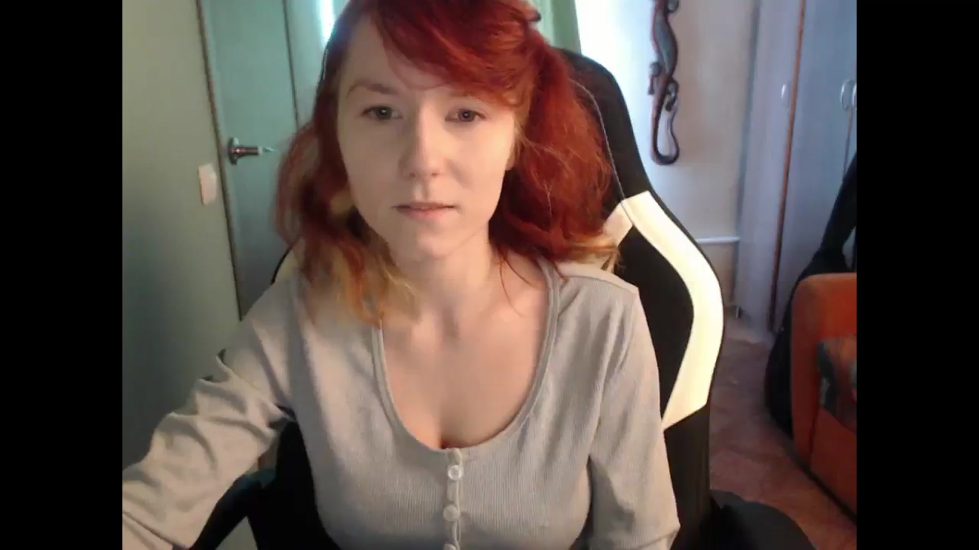 Gallery image thumbnail from NikiFoks18's myfreecams stream on, 03/05/2025, 09:59 image 10 of 20