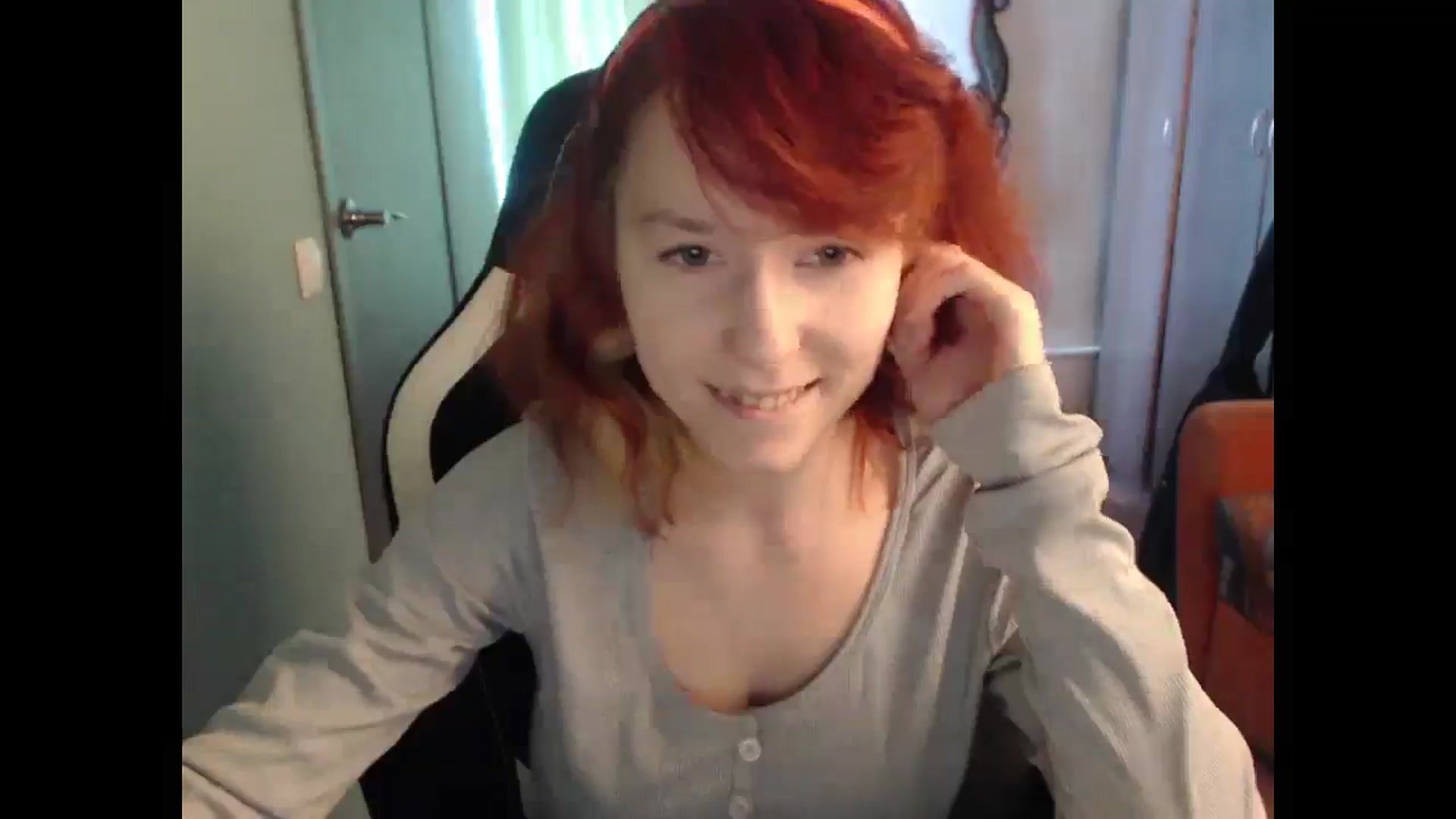 Gallery image thumbnail from NikiFoks18's myfreecams stream on, 03/05/2025, 09:59 image 9 of 20
