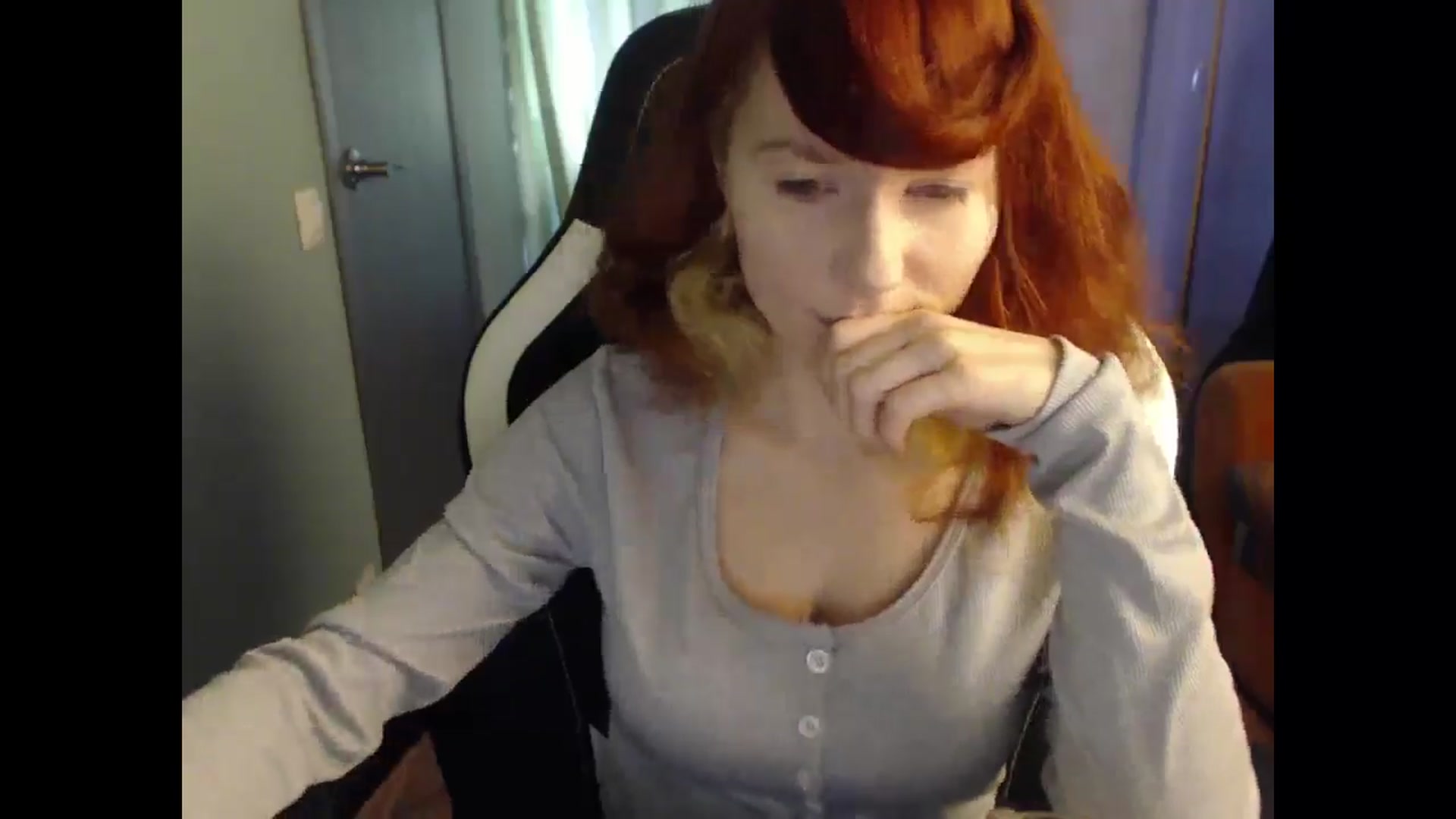 Gallery image thumbnail from NikiFoks18's myfreecams stream on, 03/10/2025, 05:20 image 20 of 20