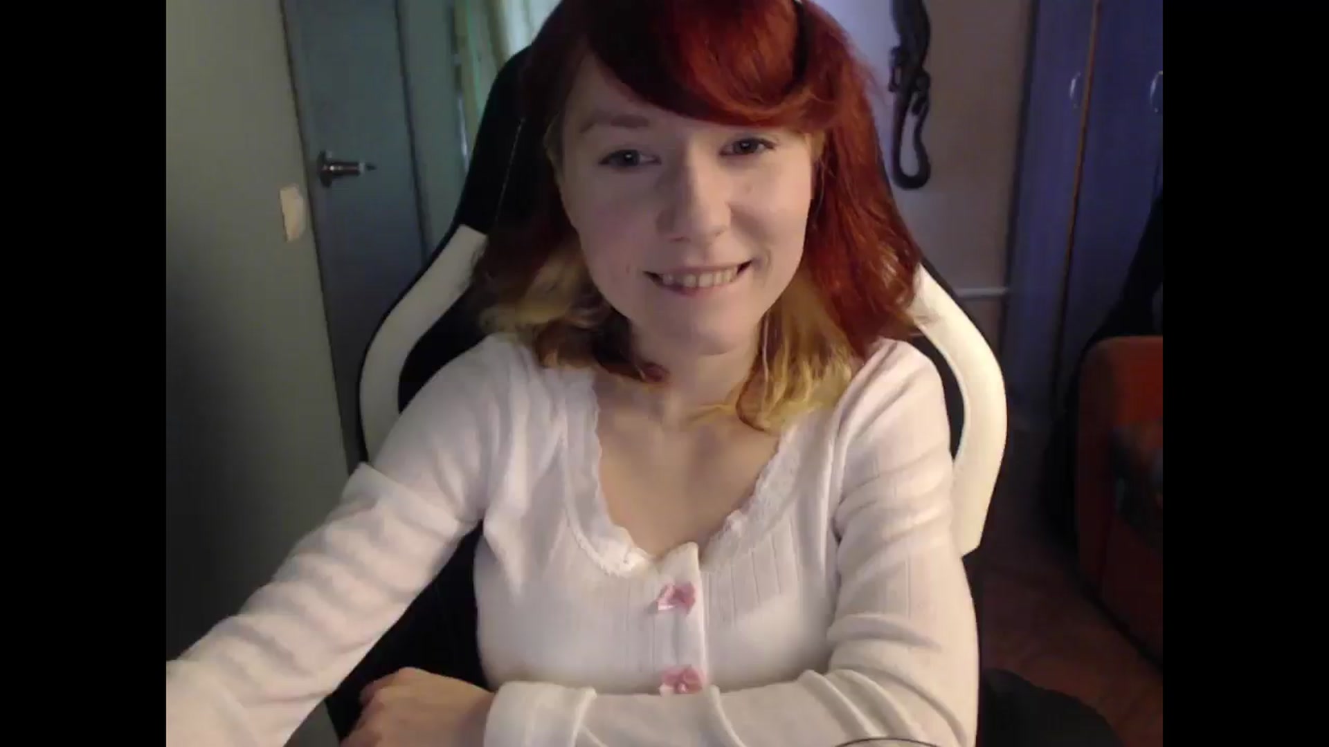 Gallery image thumbnail from NikiFoks18's myfreecams stream on, 03/11/2025, 08:19 image 11 of 20