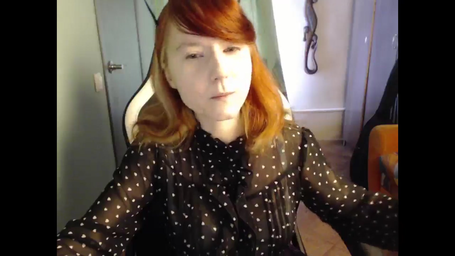 Gallery image thumbnail from NikiFoks18's myfreecams stream on, 03/14/2025, 09:04 image 7 of 20