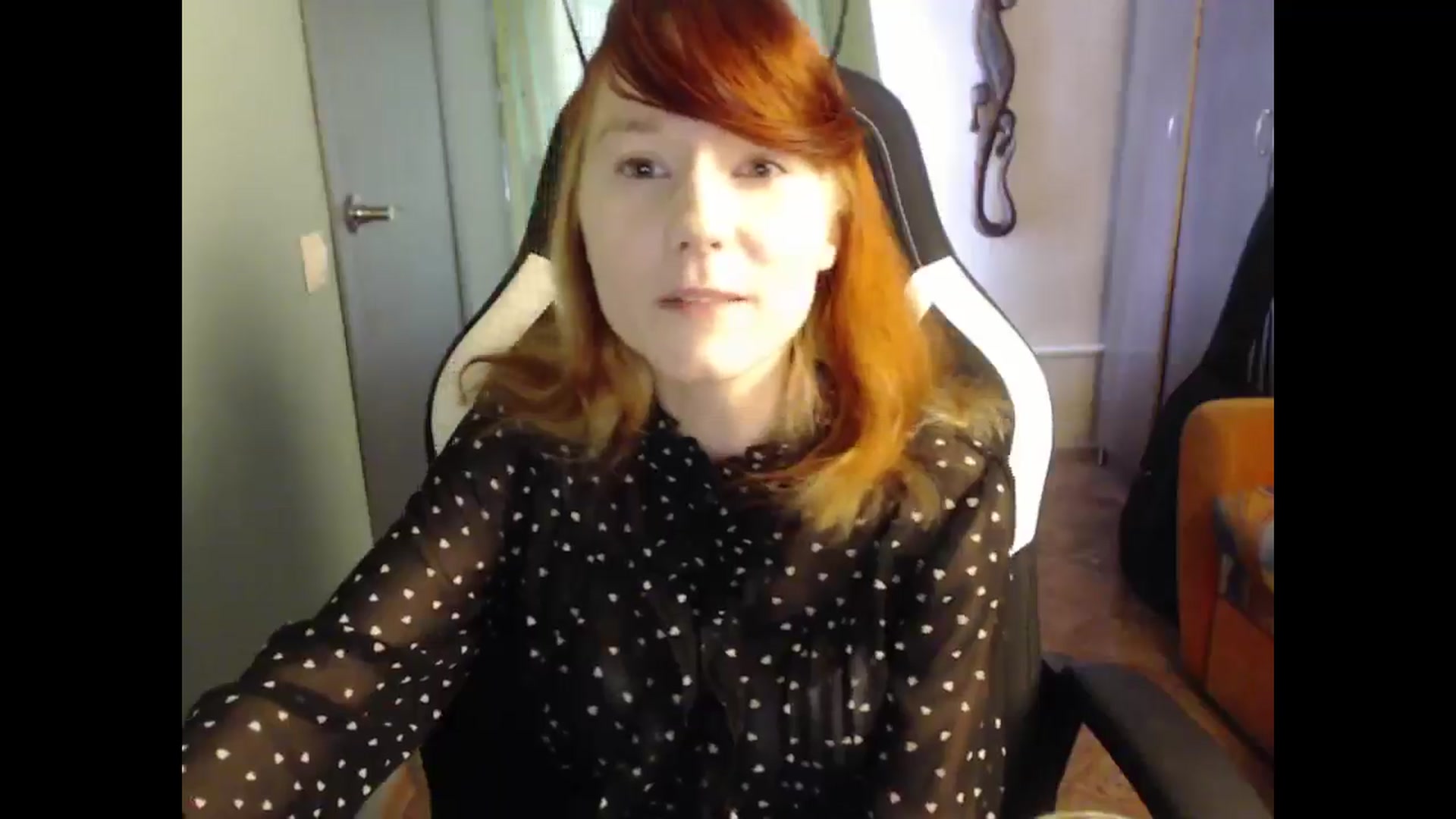 Gallery image thumbnail from NikiFoks18's myfreecams stream on, 03/14/2025, 09:04 image 16 of 20