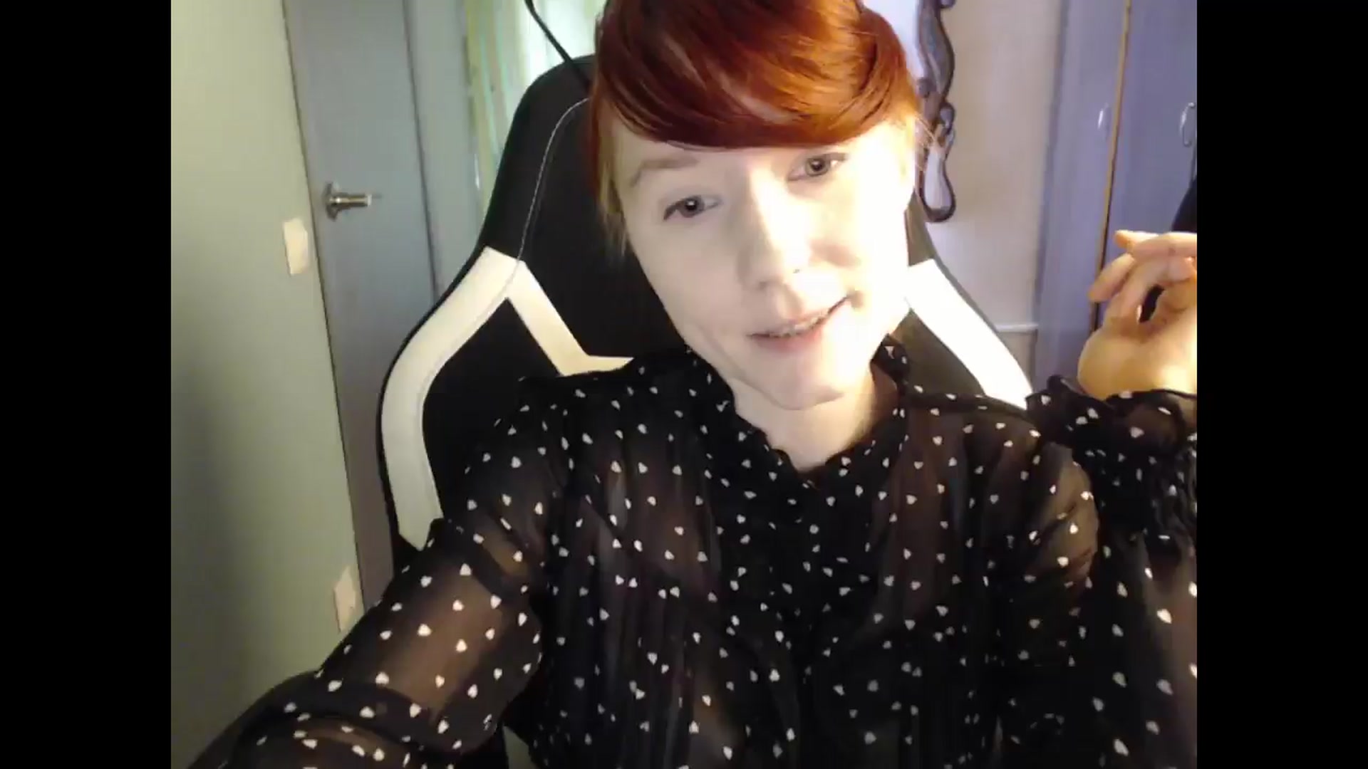 Gallery image thumbnail from NikiFoks18's myfreecams stream on, 03/14/2025, 09:04 image 2 of 20