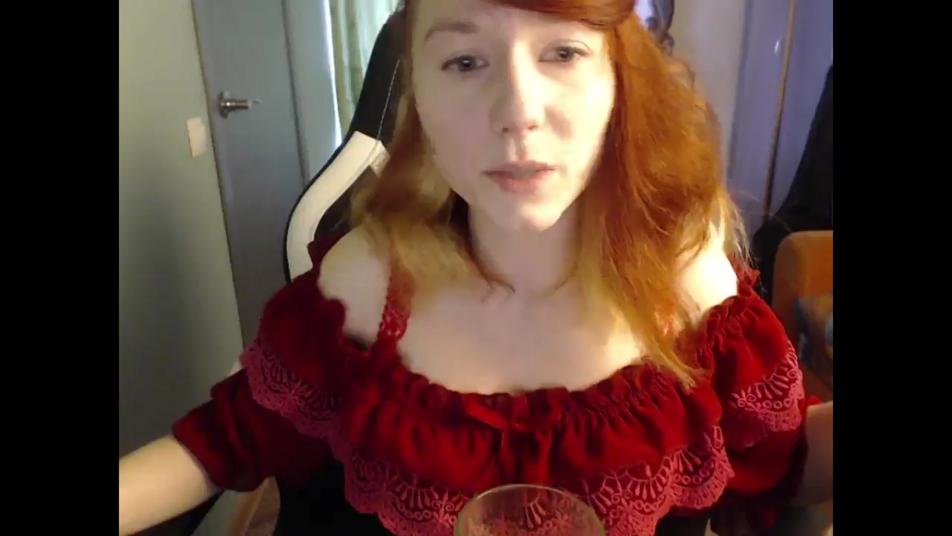 Gallery image thumbnail from NikiFoks18's myfreecams stream on, 03/20/2025, 07:35 image 8 of 20
