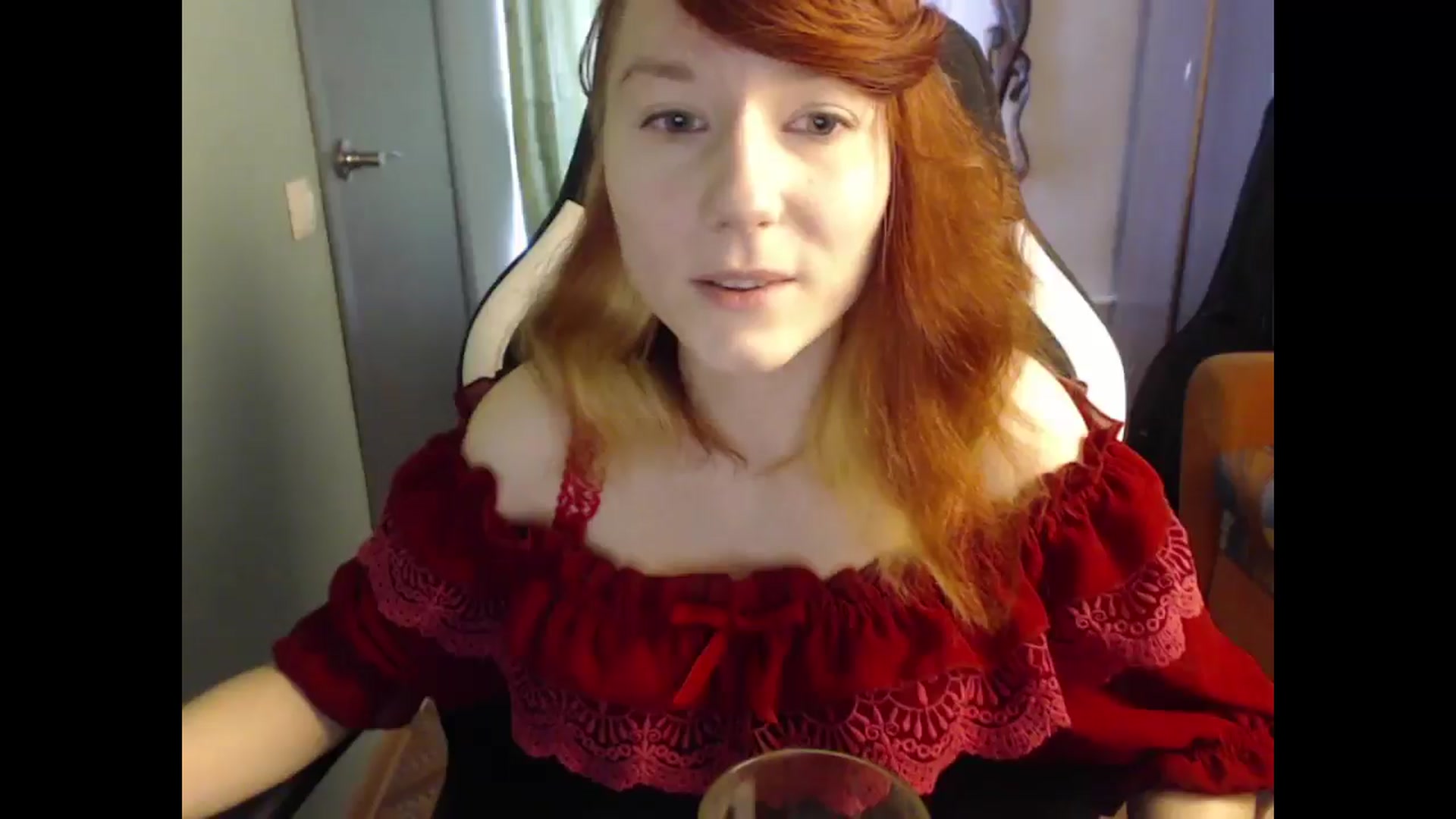 Gallery image thumbnail from NikiFoks18's myfreecams stream on, 03/20/2025, 07:35 image 5 of 20