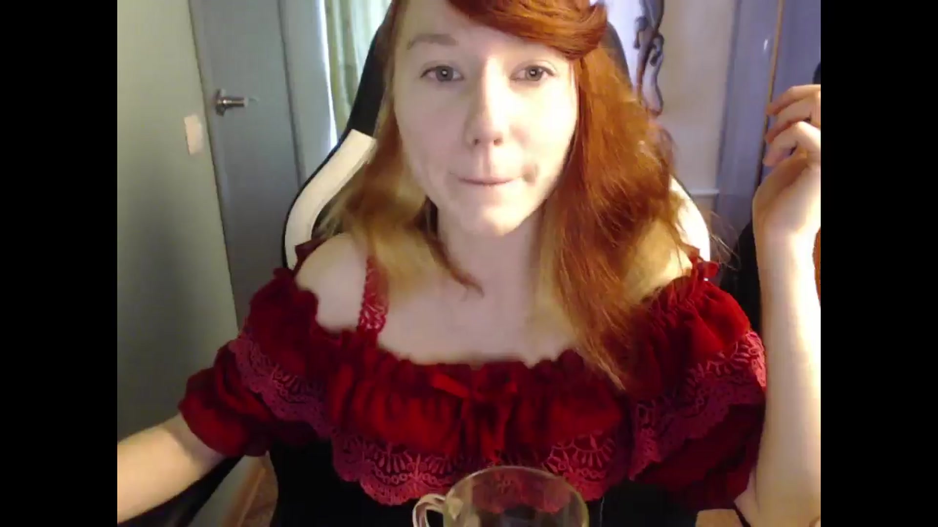 Gallery image thumbnail from NikiFoks18's myfreecams stream on, 03/20/2025, 07:35 image 14 of 20