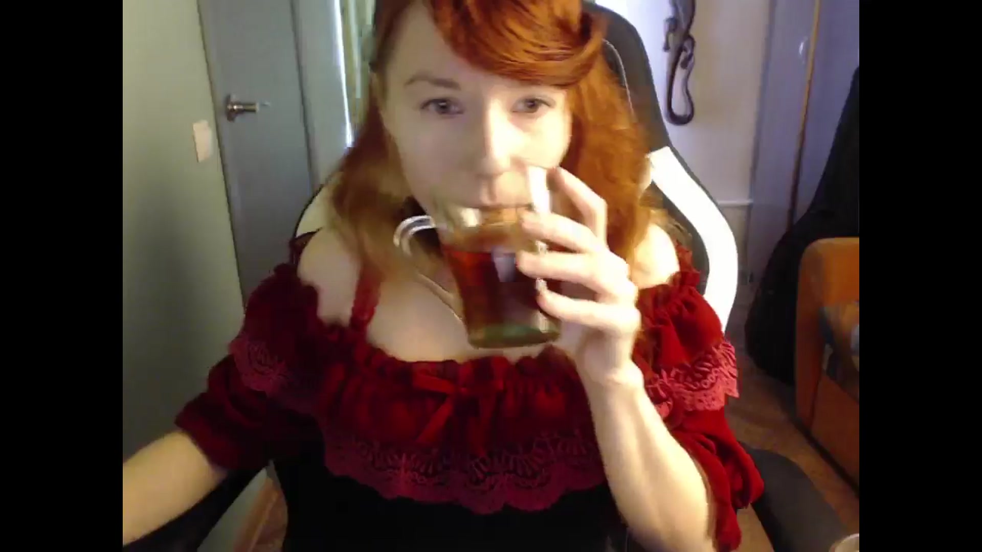 Gallery image thumbnail from NikiFoks18's myfreecams stream on, 03/20/2025, 07:35 image 3 of 20