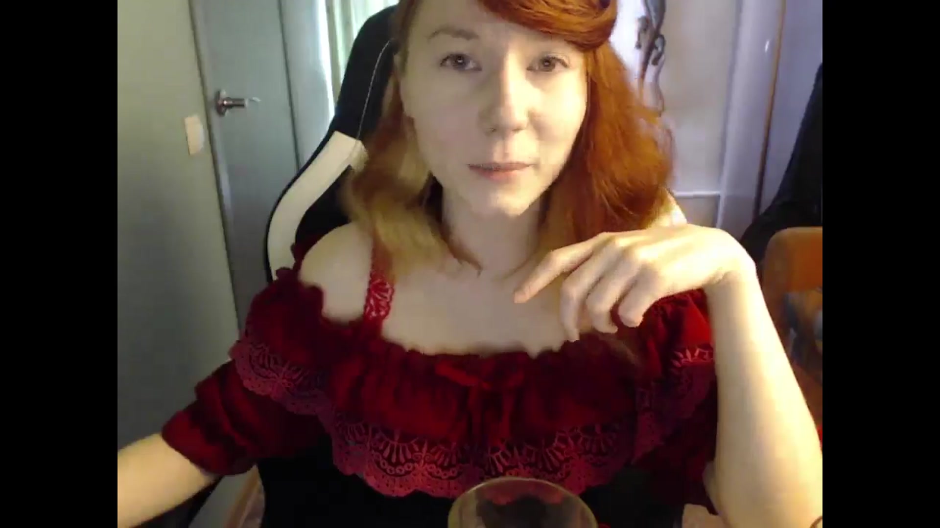 Gallery image thumbnail from NikiFoks18's myfreecams stream on, 03/20/2025, 07:35 image 7 of 20