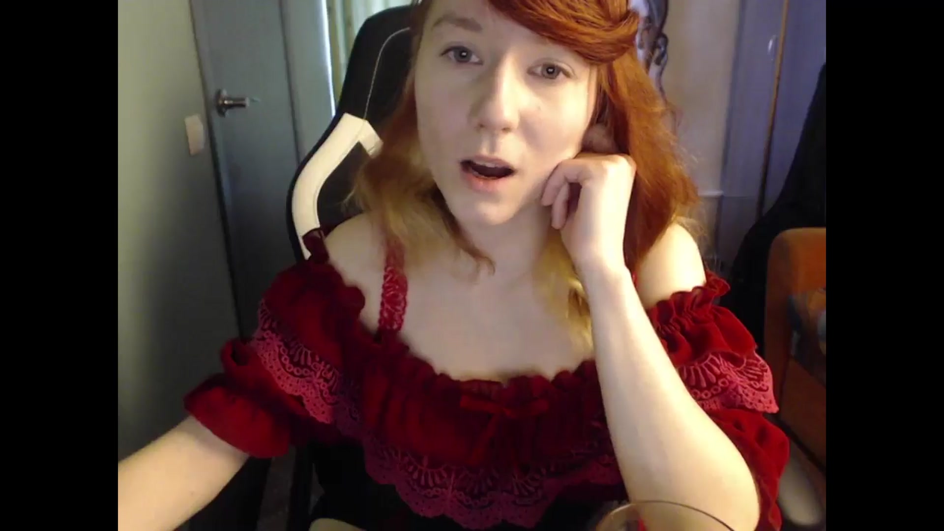 Gallery image thumbnail from NikiFoks18's myfreecams stream on, 03/20/2025, 07:35 image 20 of 20