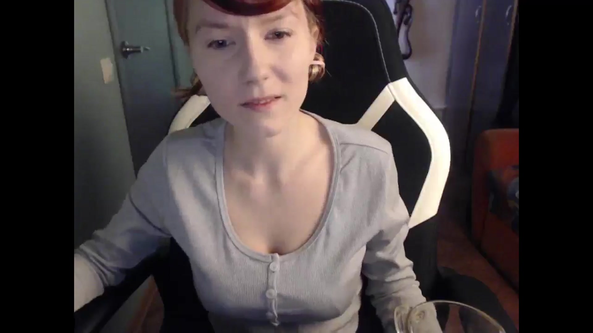 Gallery image thumbnail from NikiFoks18's myfreecams stream on, 03/23/2025, 03:42 image 20 of 20